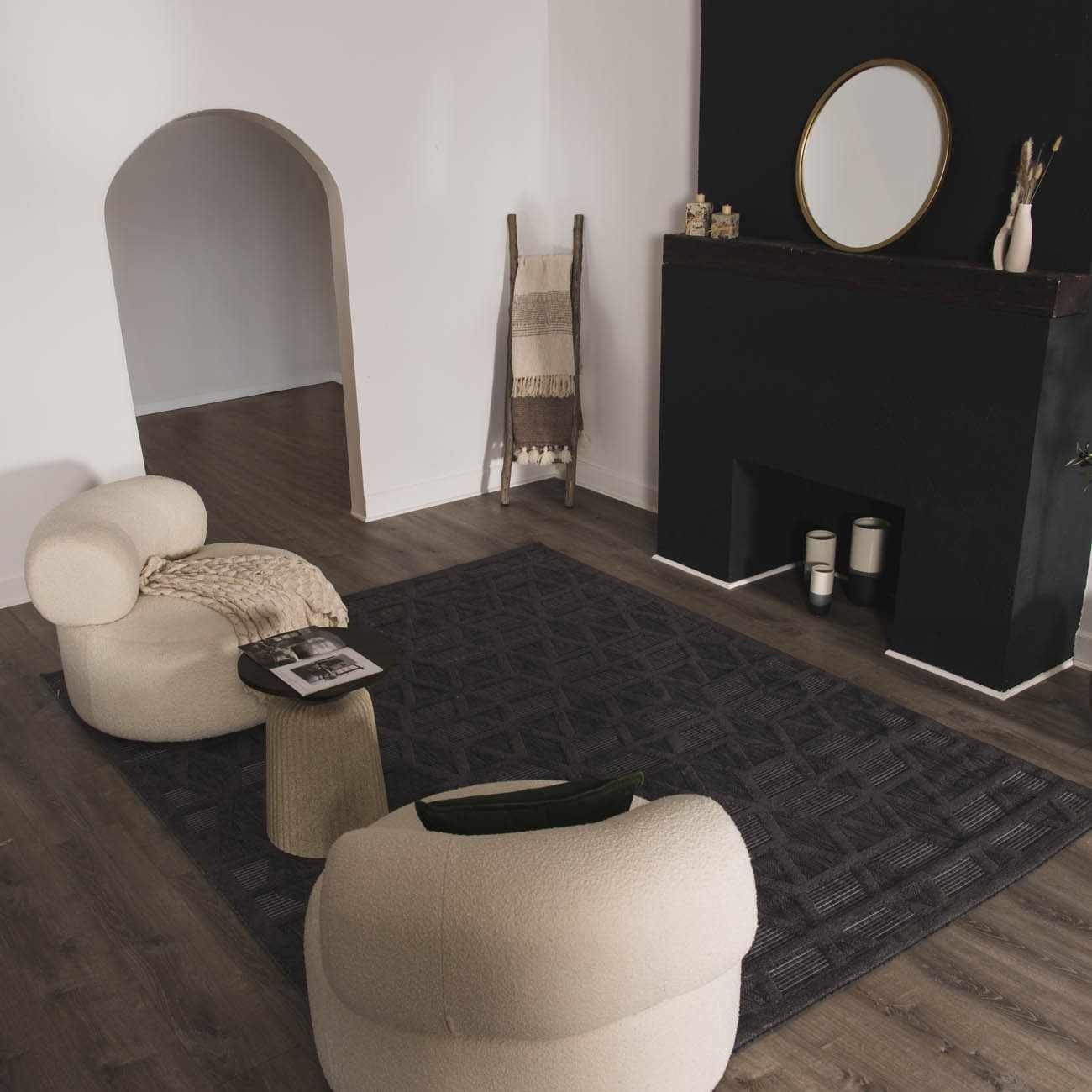 Nuri Black Outdoor Rug - Image 5
