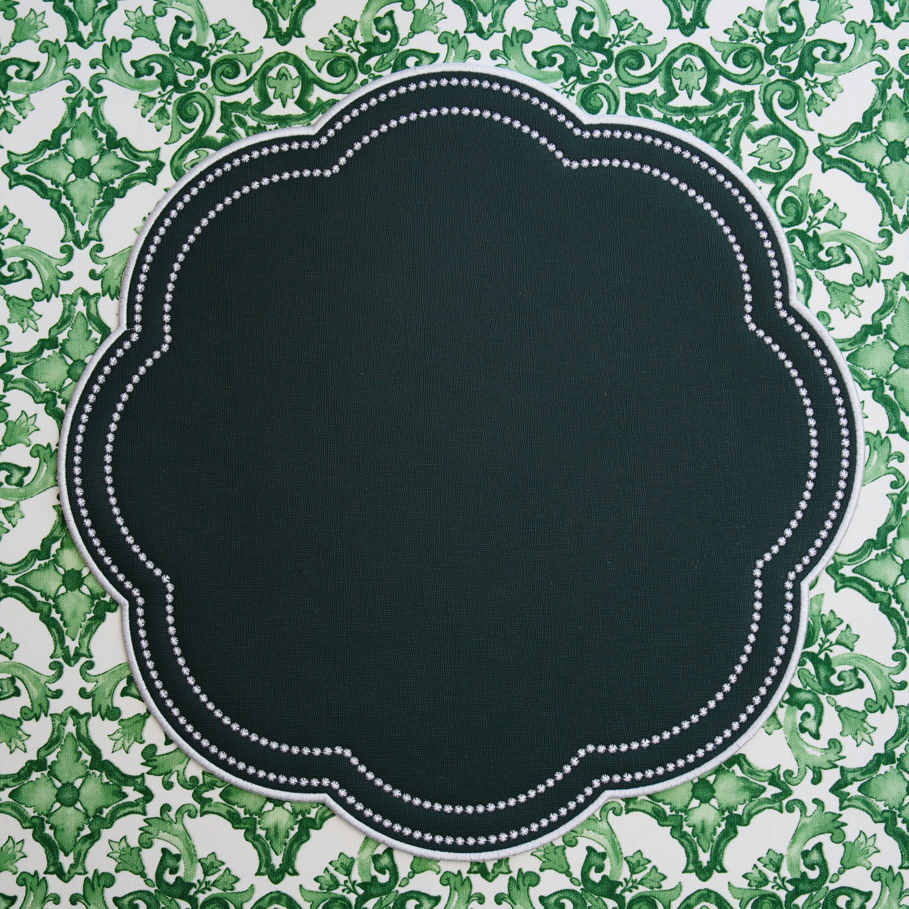 NURTURE DARK GREEN SCALLOPED FAUX LEATHER PLACEMAT - Image 4