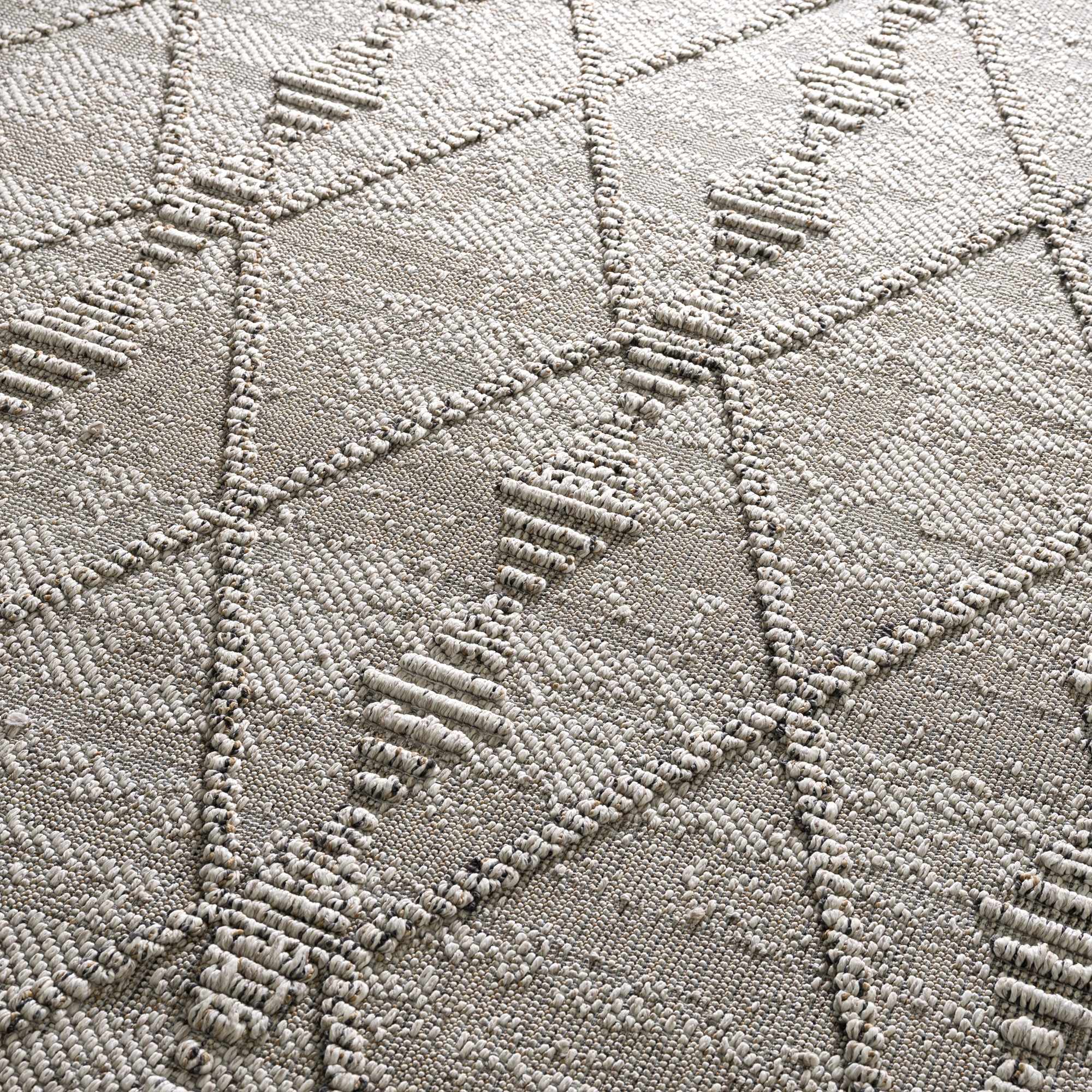 Nyla Bone Indoor & Outdoor Rug - 2x3 Clearance - Image 16