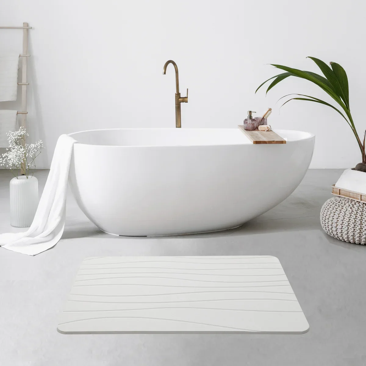 Off White Wave Stone Bath Mat - Image 5