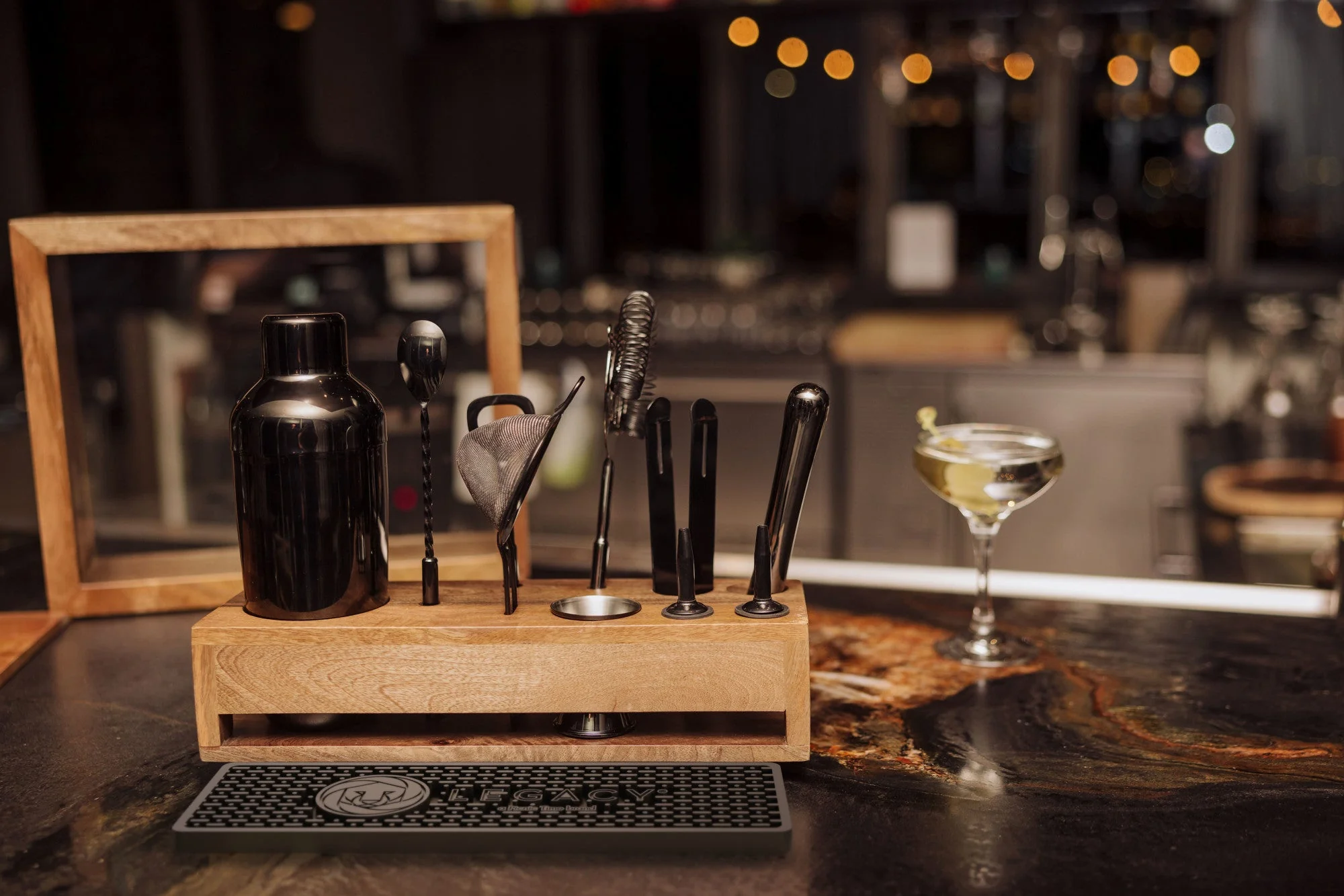 Old Fashioned Bar Set - Image 4