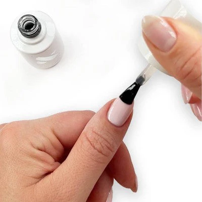 Olive & June Gel Nail Polish Top Coat 0.46 fl oz - Imperfect Container - Image 3
