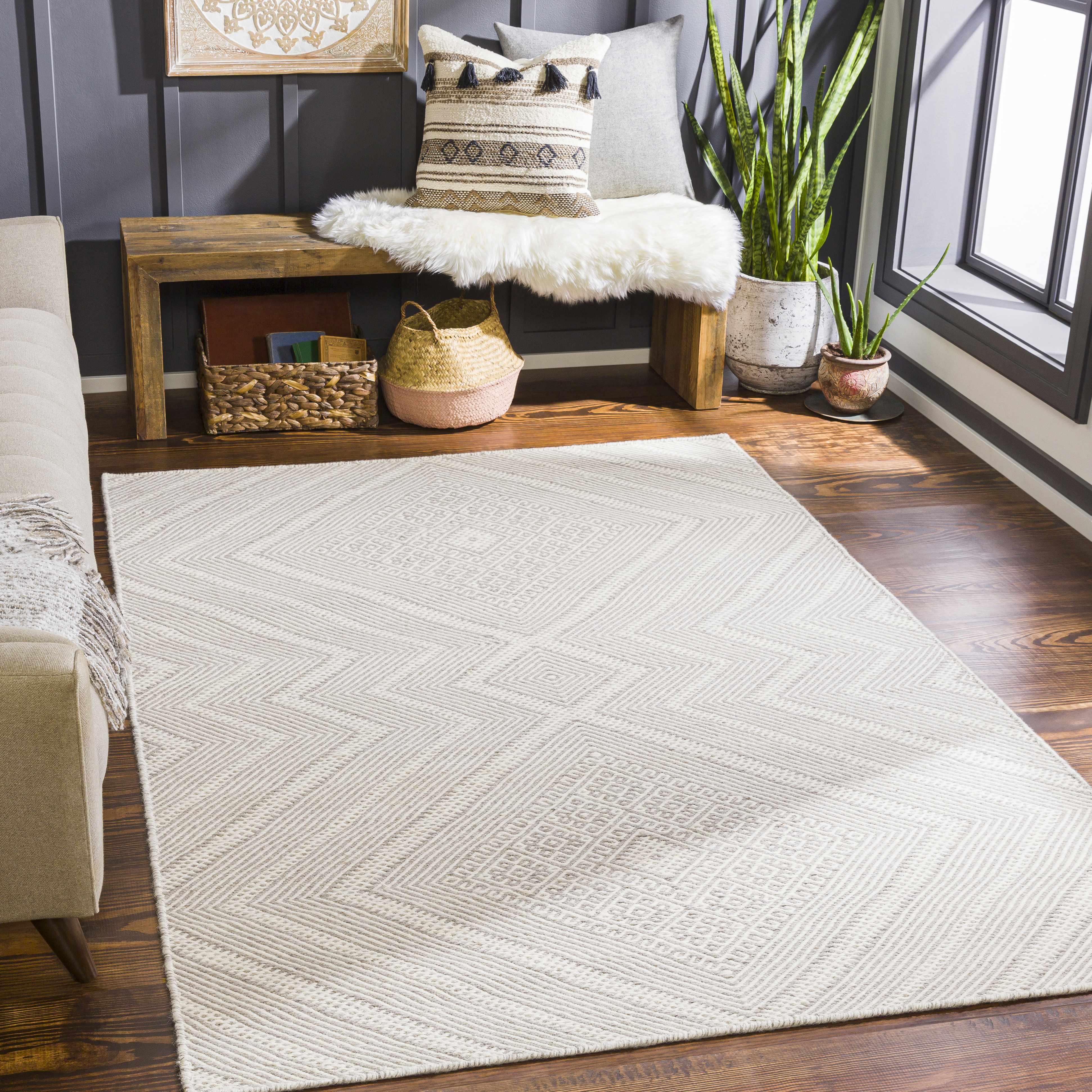 Olur Area Carpet - Clearance - Image 2