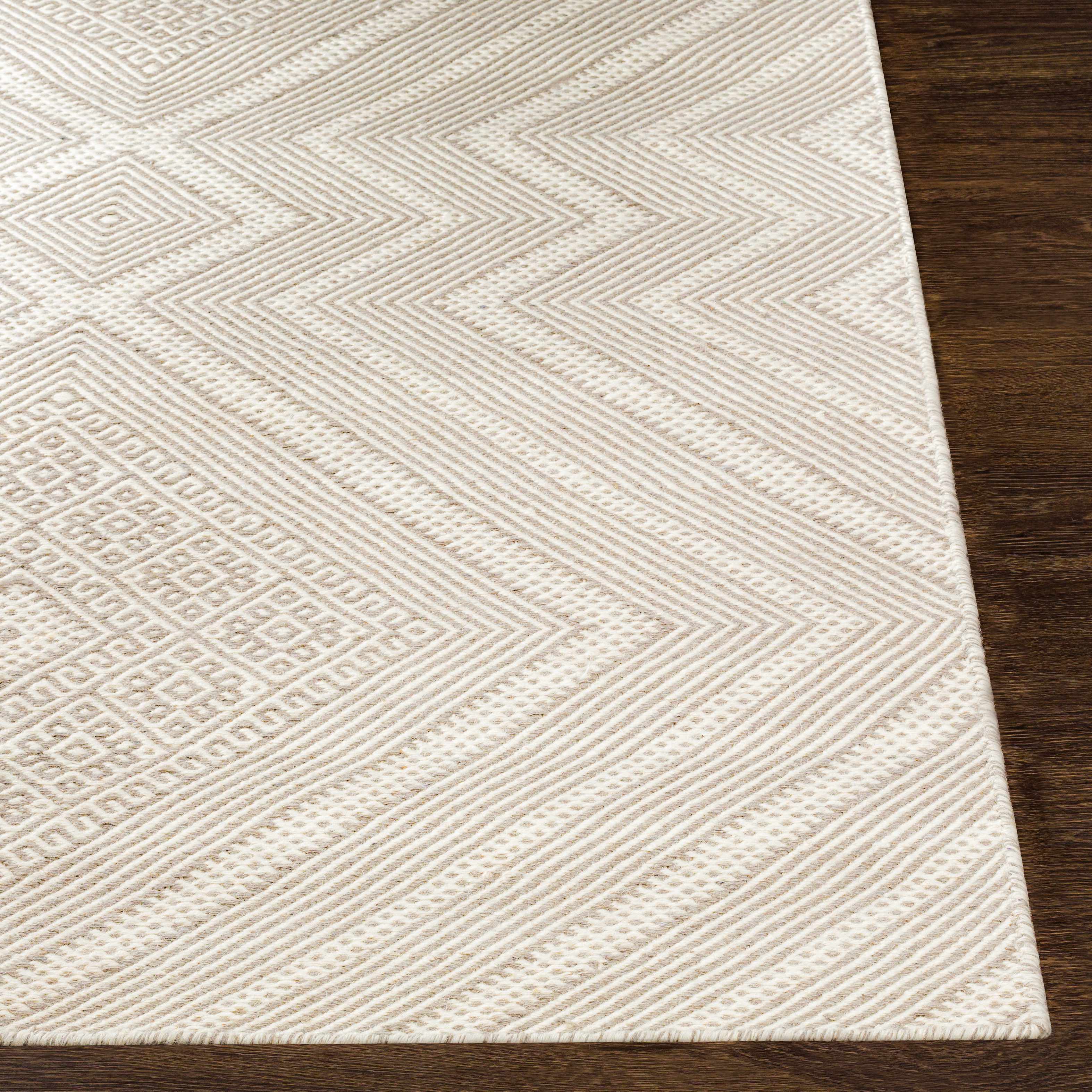 Olur Area Carpet - Clearance - Image 4