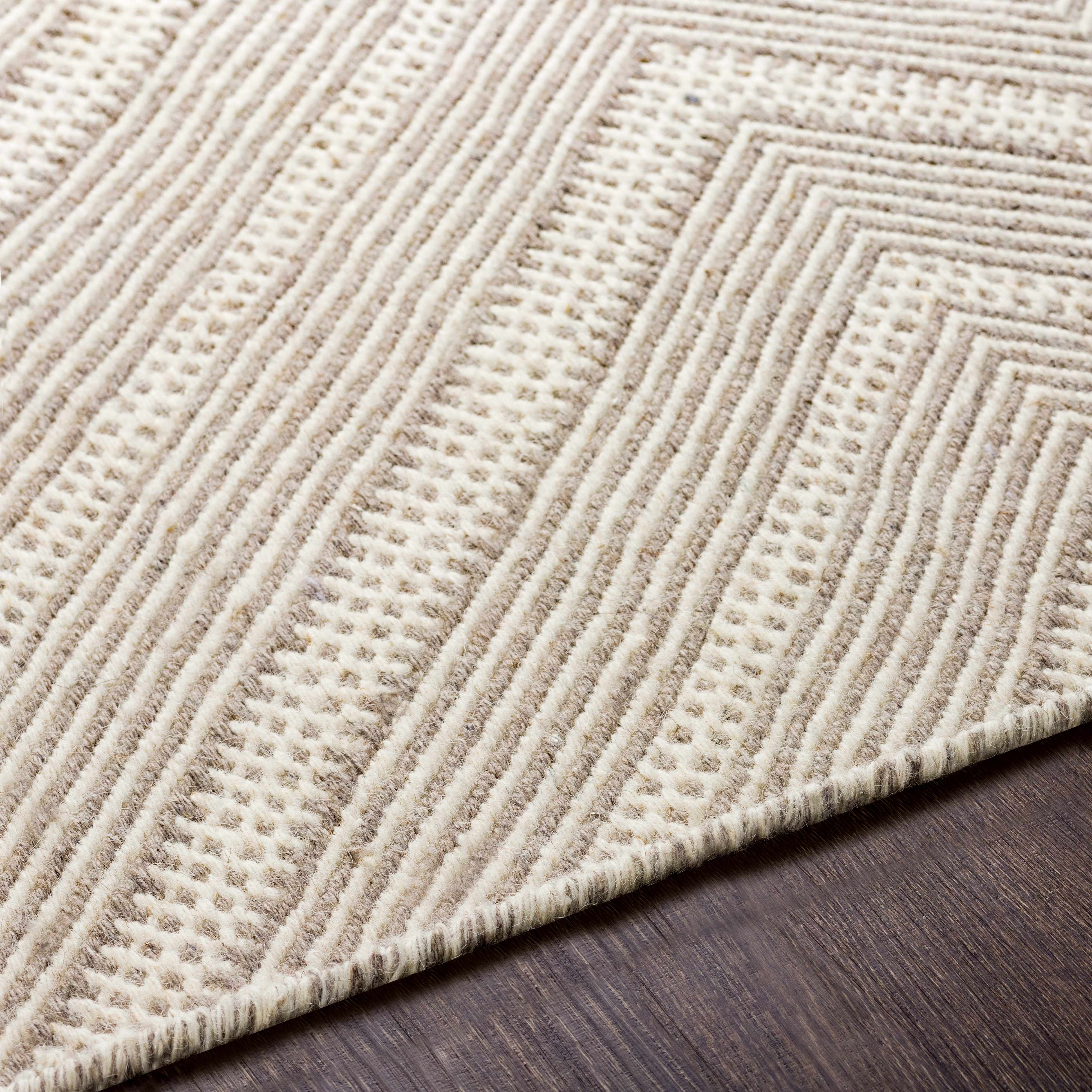 Olur Area Carpet - Clearance - Image 6