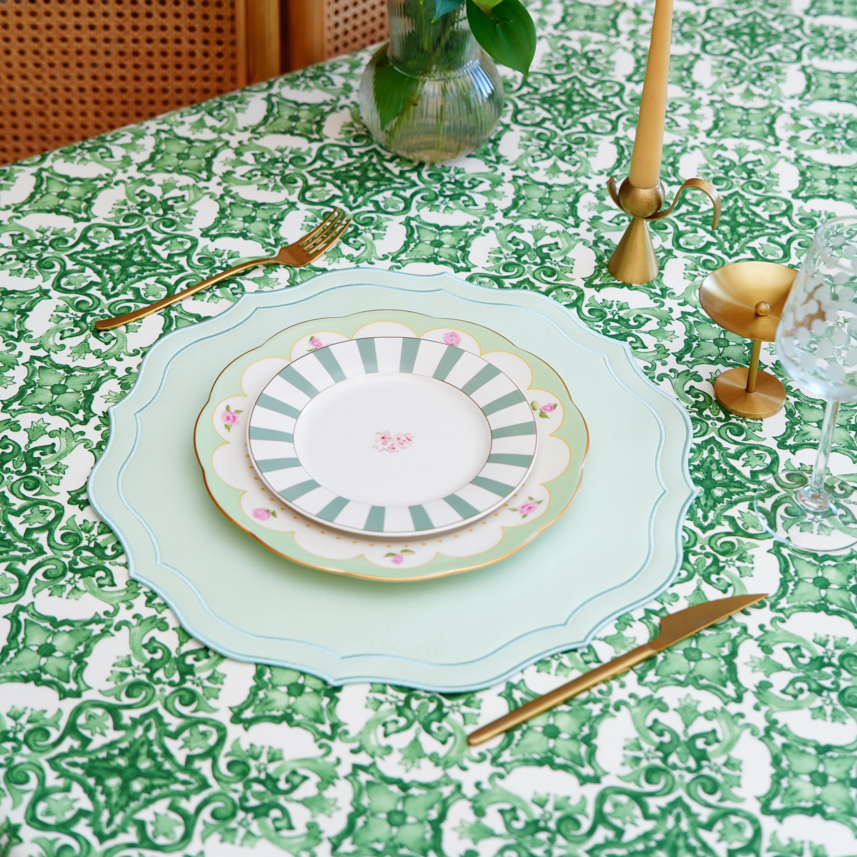ORCHID LIGHT GREEN SQUARE FAUX LEATHER PLACEMAT - Image 3