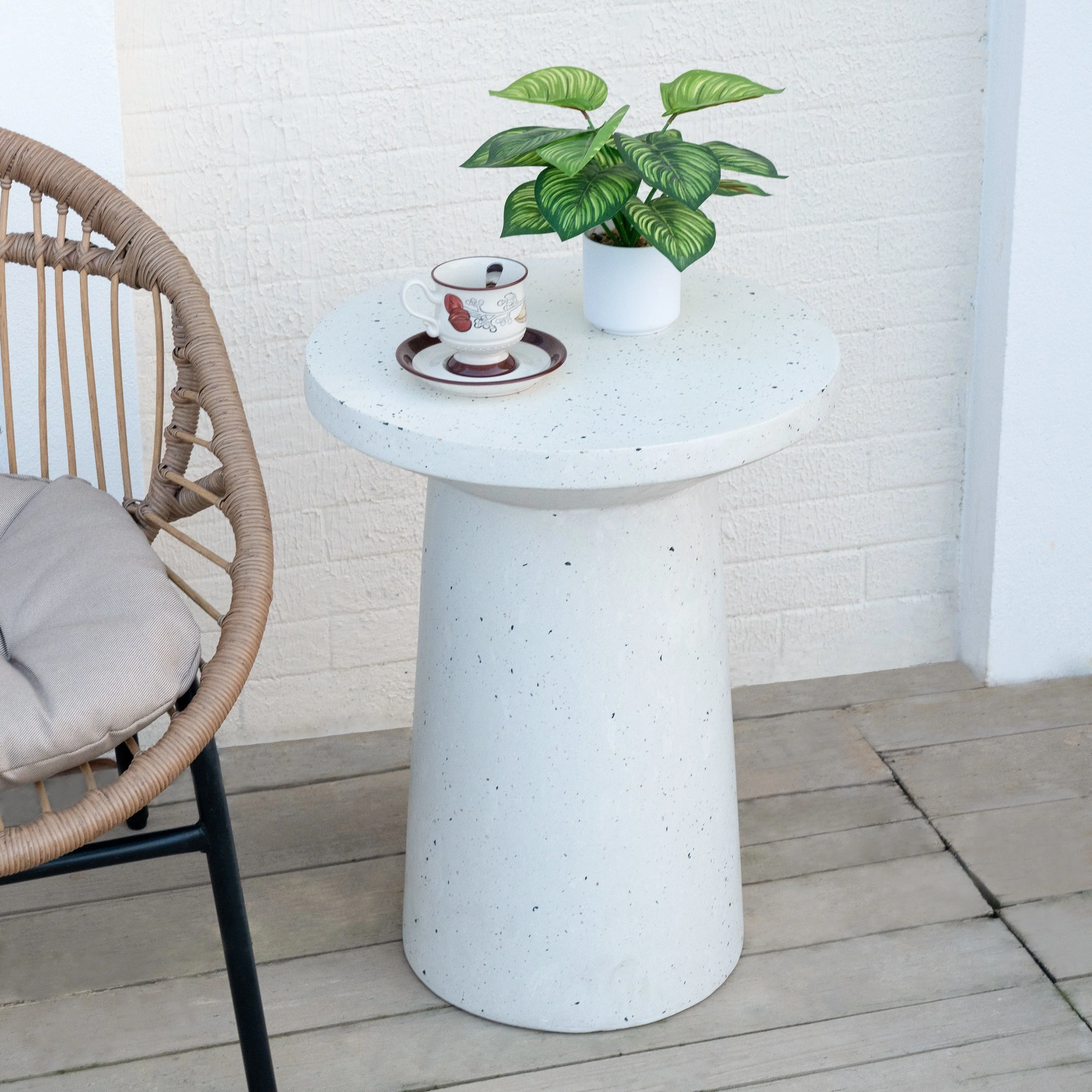 Outdoor 24' H MGO Terrazzo Side Table, White - Image 4