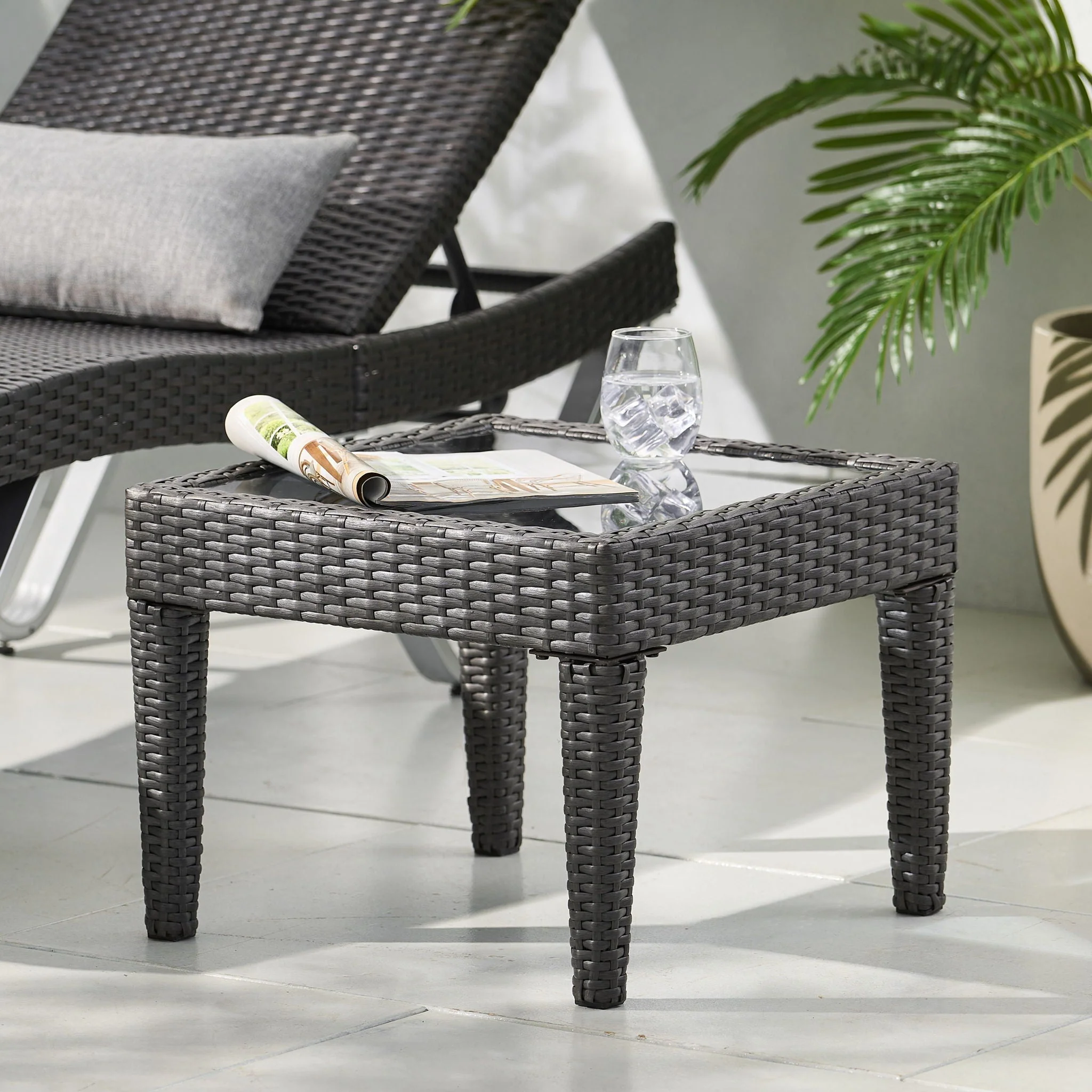 Outdoor Antibes Wicker Side Table, Accent Table - Gray - Image 4