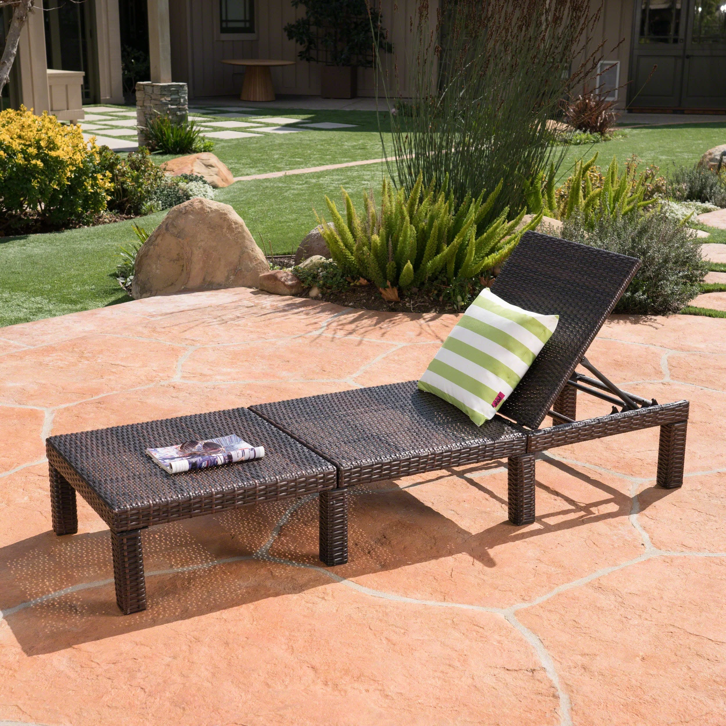 Outdoor Chaise Lounge with Wicker Design and Adjustable Backrest - Image 5