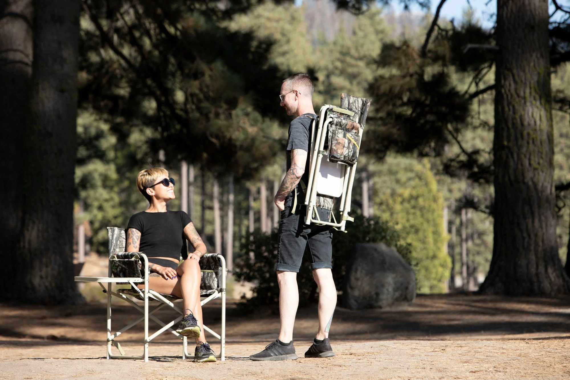 Outdoor Directors Folding Chair - Image 4