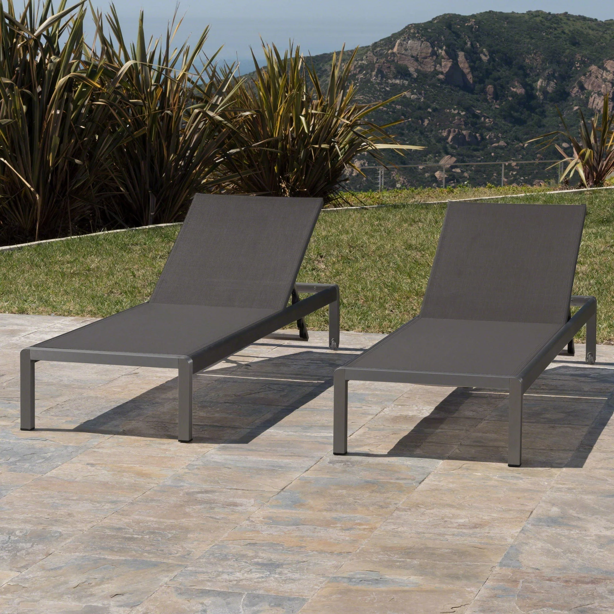 Outdoor Patio Chaise Lounge With 5 Reclining Positions - Image 17