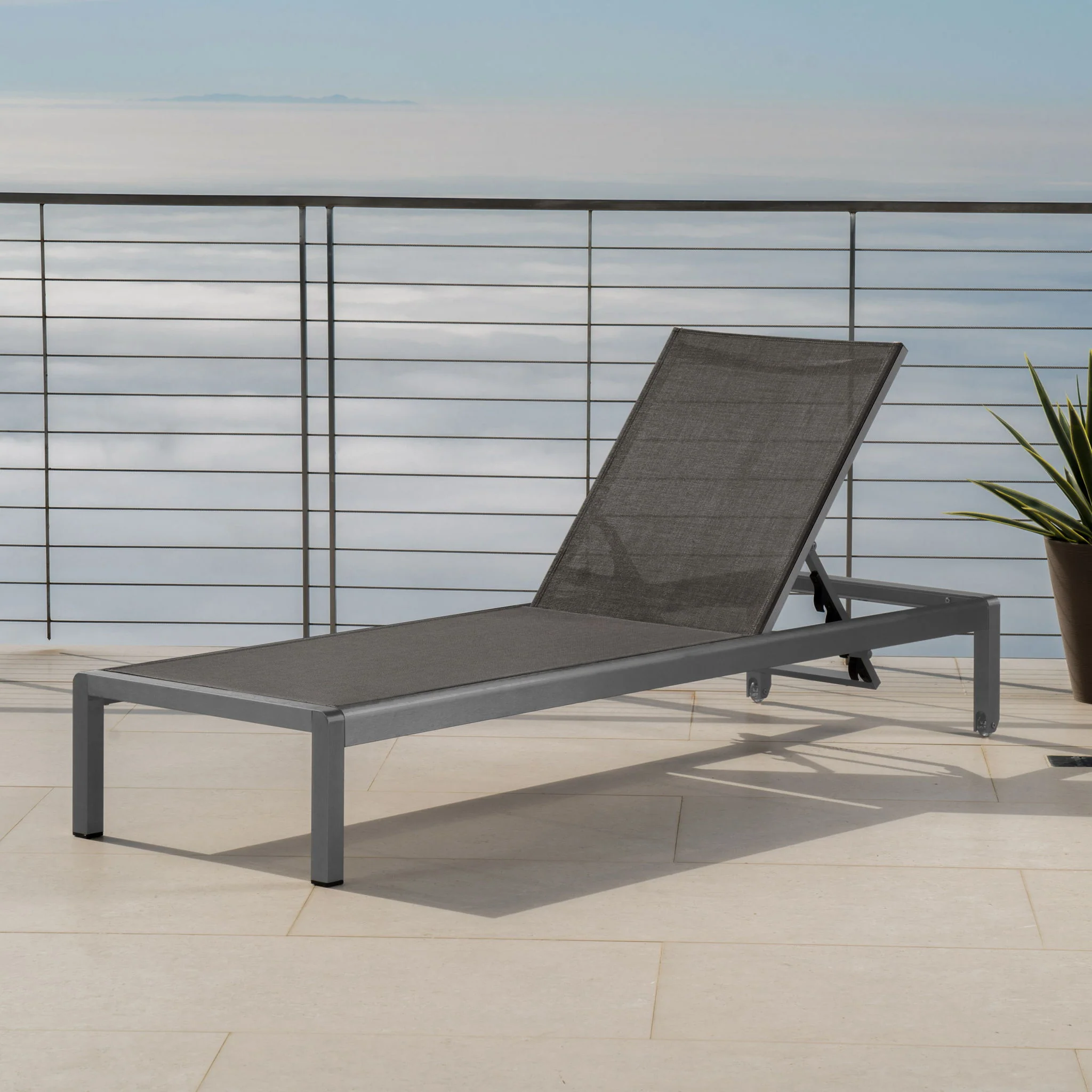 Outdoor Patio Chaise Lounge With 5 Reclining Positions - Image 20