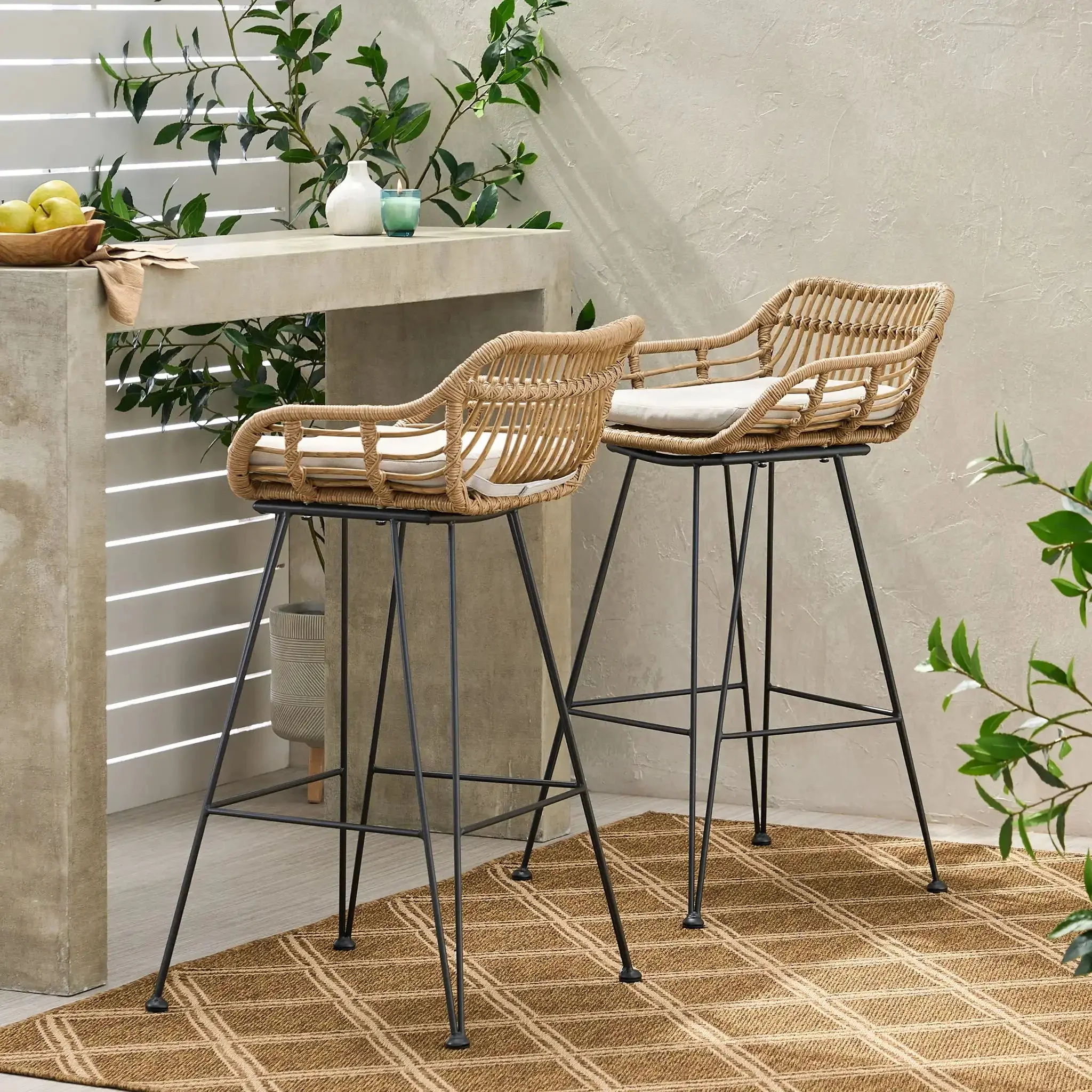 Outdoor Rattan Bar Chair With Metal Legs - Image 4