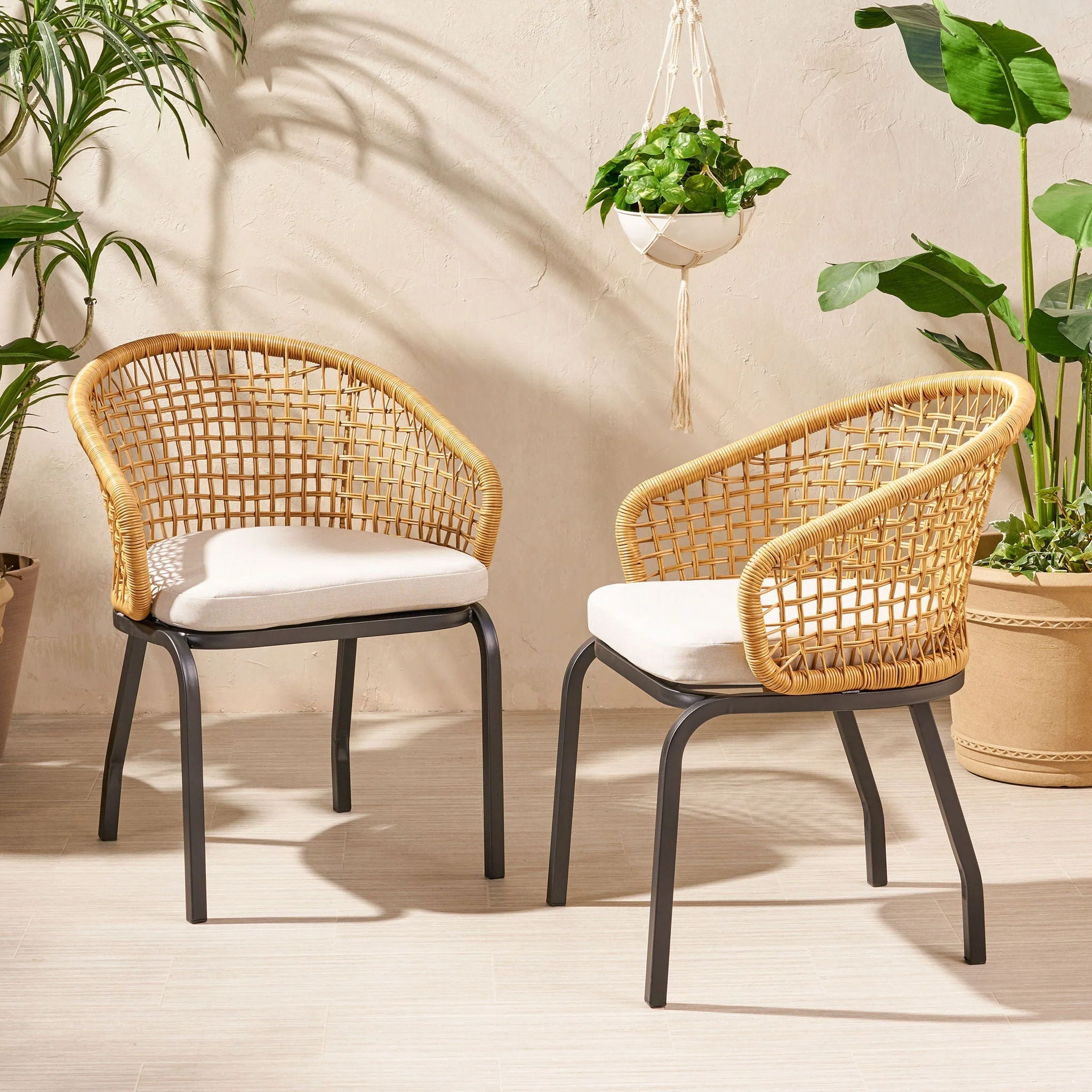 Outdoor Wicker Chair With Powder Coated Iron Legs - Image 4