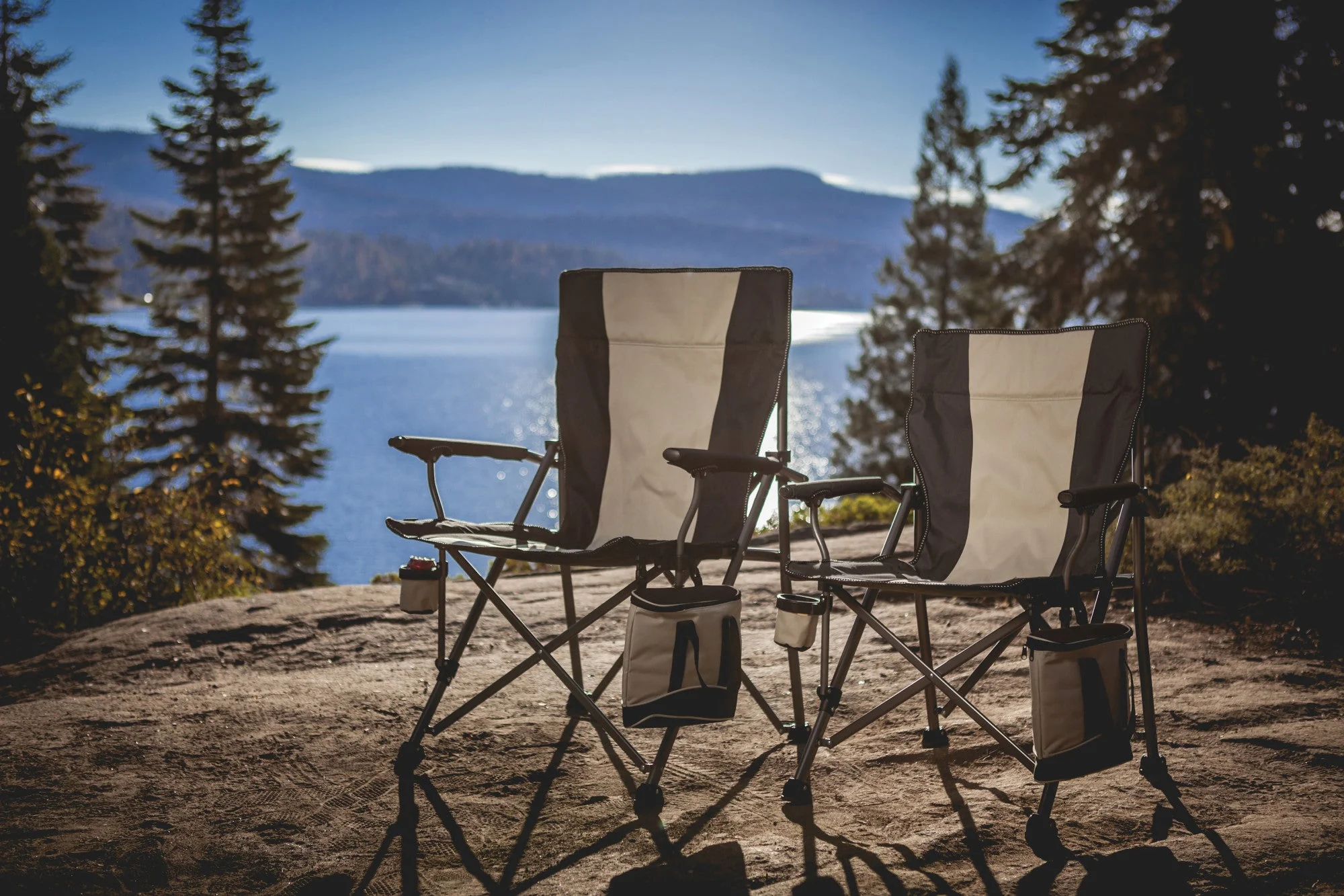 Outlander XL Camping Chair with Cooler - Image 4