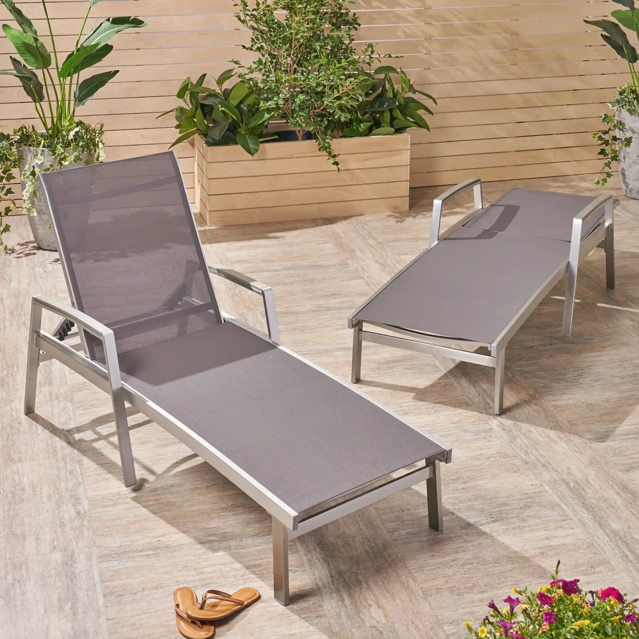 Oxton - Chaise Lounge Stylish Outdoor Seating - Image 3