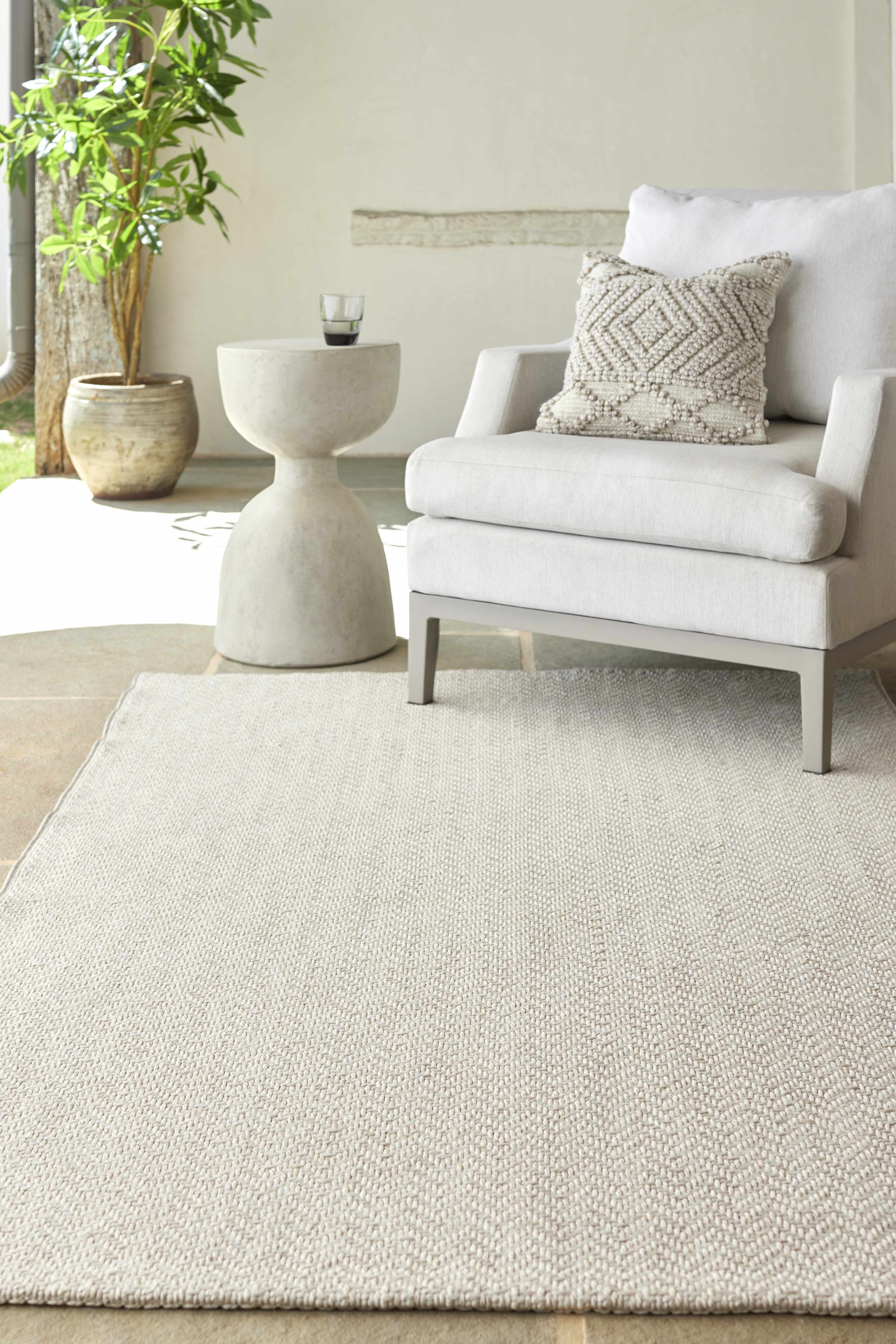 Ozzie Textured Ivory Area Rug - Image 2