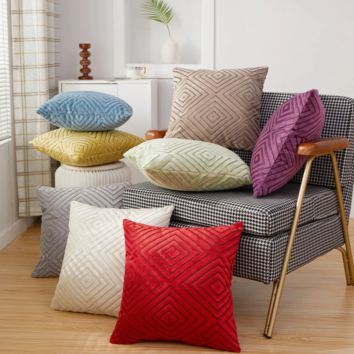 Pack of 1 Soft Warm Decorative Throw Pillow (With 450g Insert)18x18 inches, pack of 1 throw pillow - Image 3