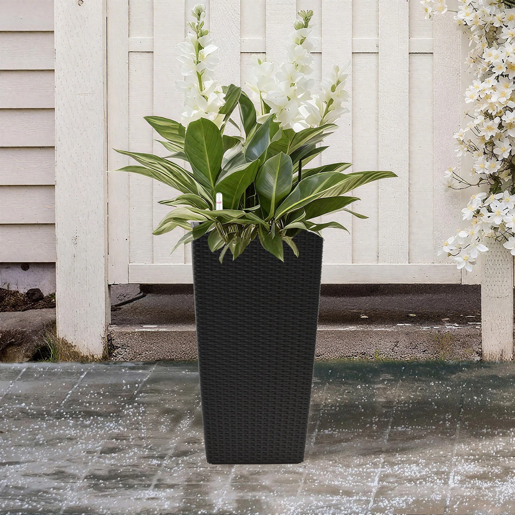 Pack of 2 Square Planters with Automatic Watering System - Image 10