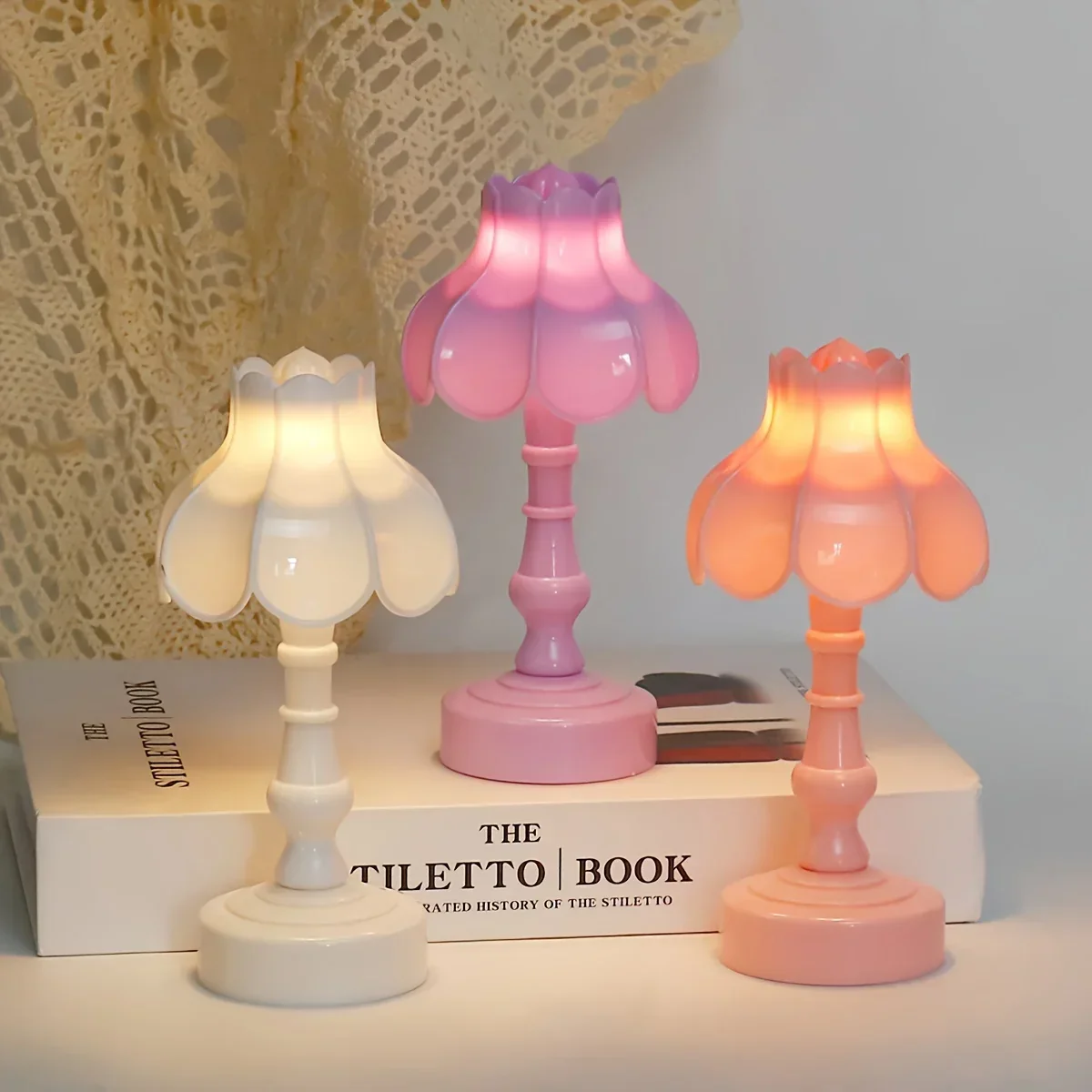 Pagoda Flower LED Table Lamp Battery Desk Night Light Modern Bedroom Decor - Image 4
