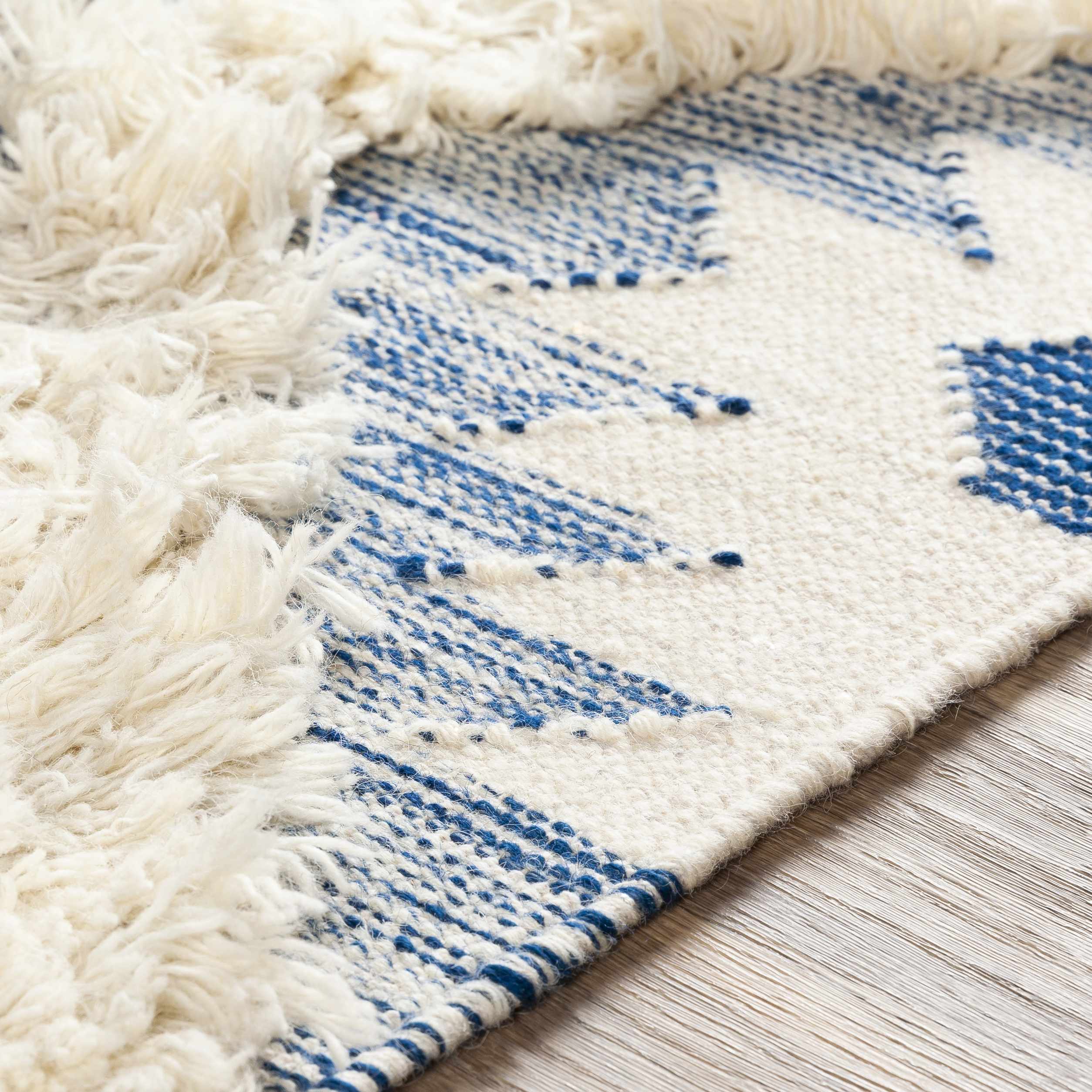 Painesdale Blue/White Wool Carpet - Clearance - Image 5