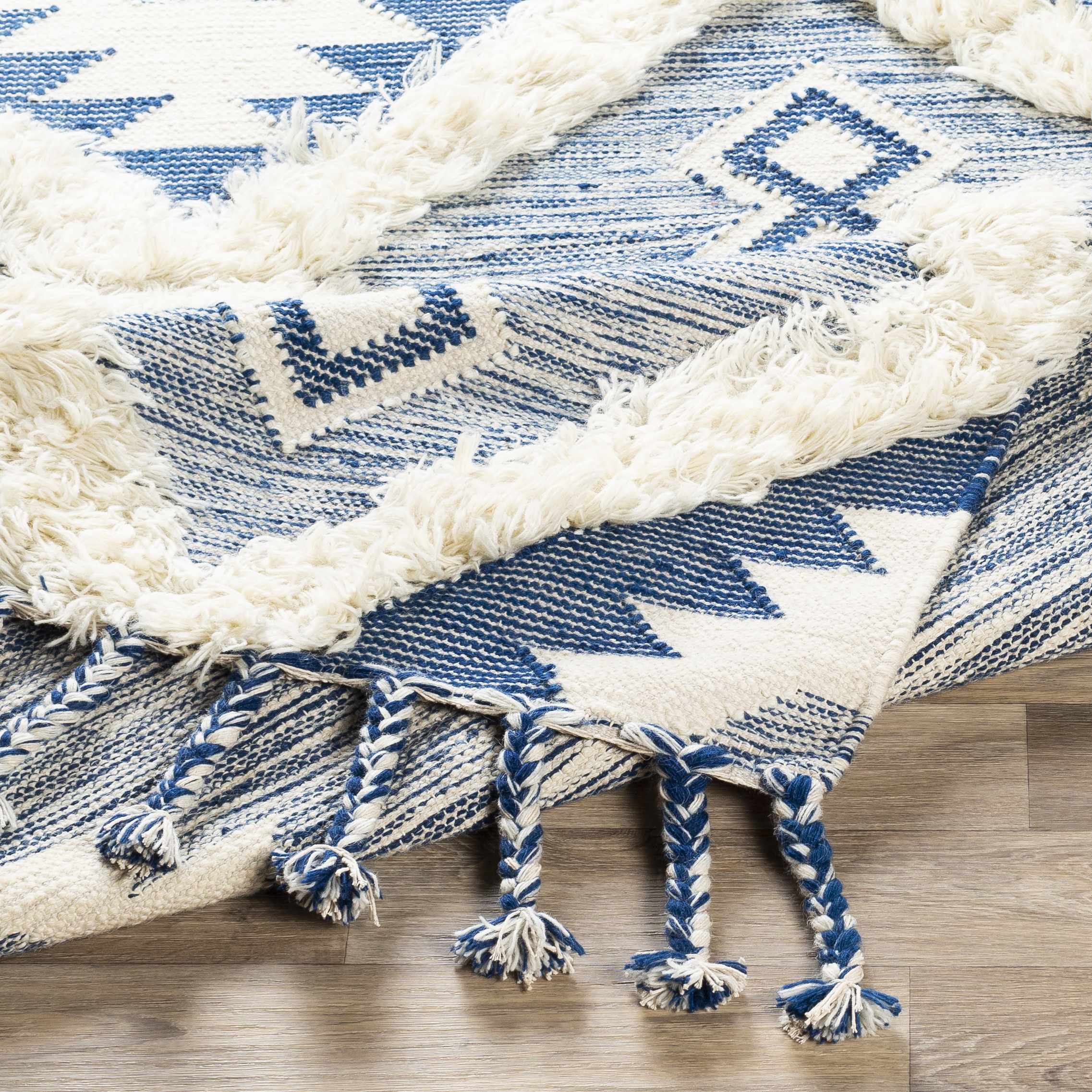 Painesdale Blue/White Wool Carpet - Clearance - Image 6