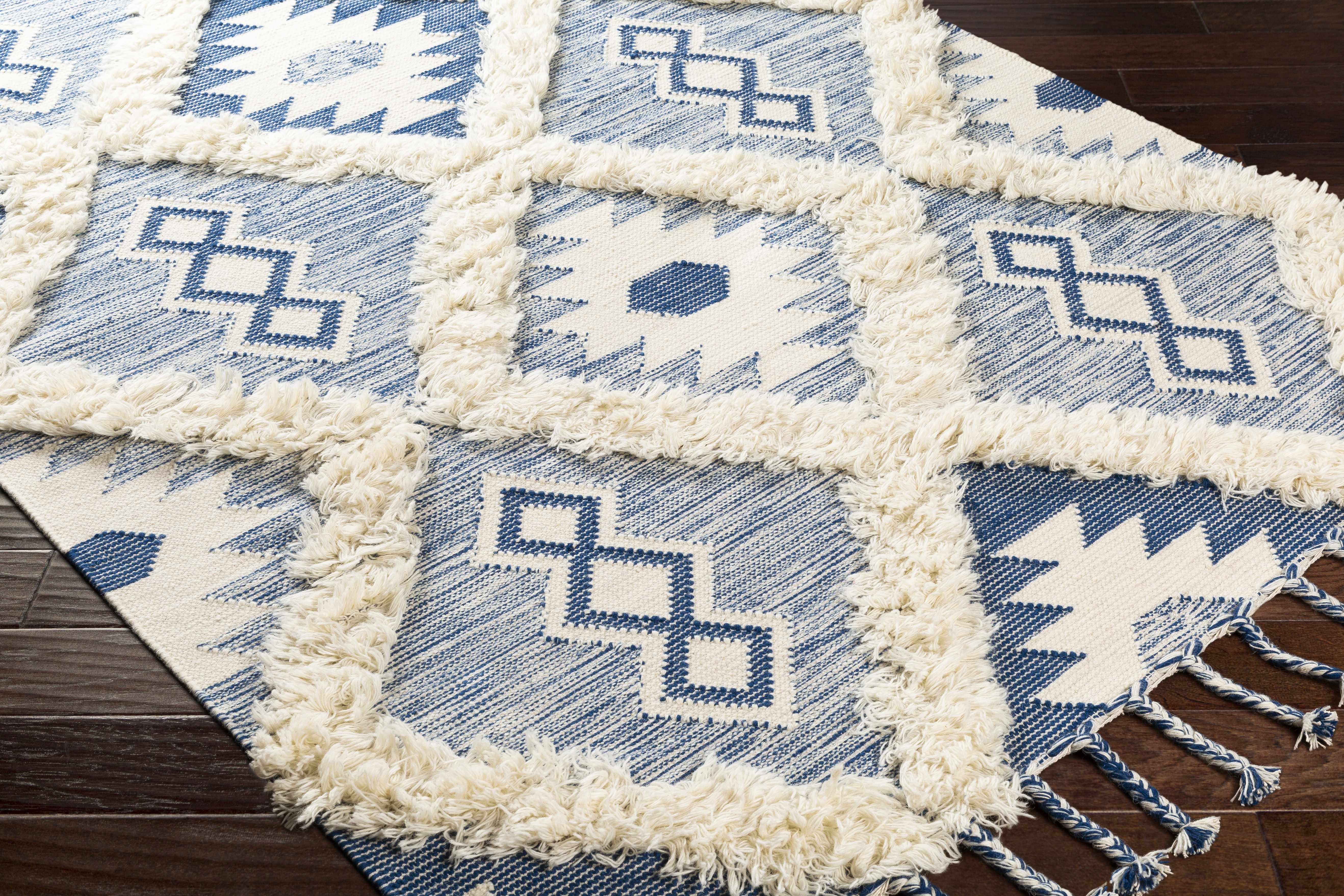 Painesdale Blue/White Wool Carpet - Clearance - Image 7