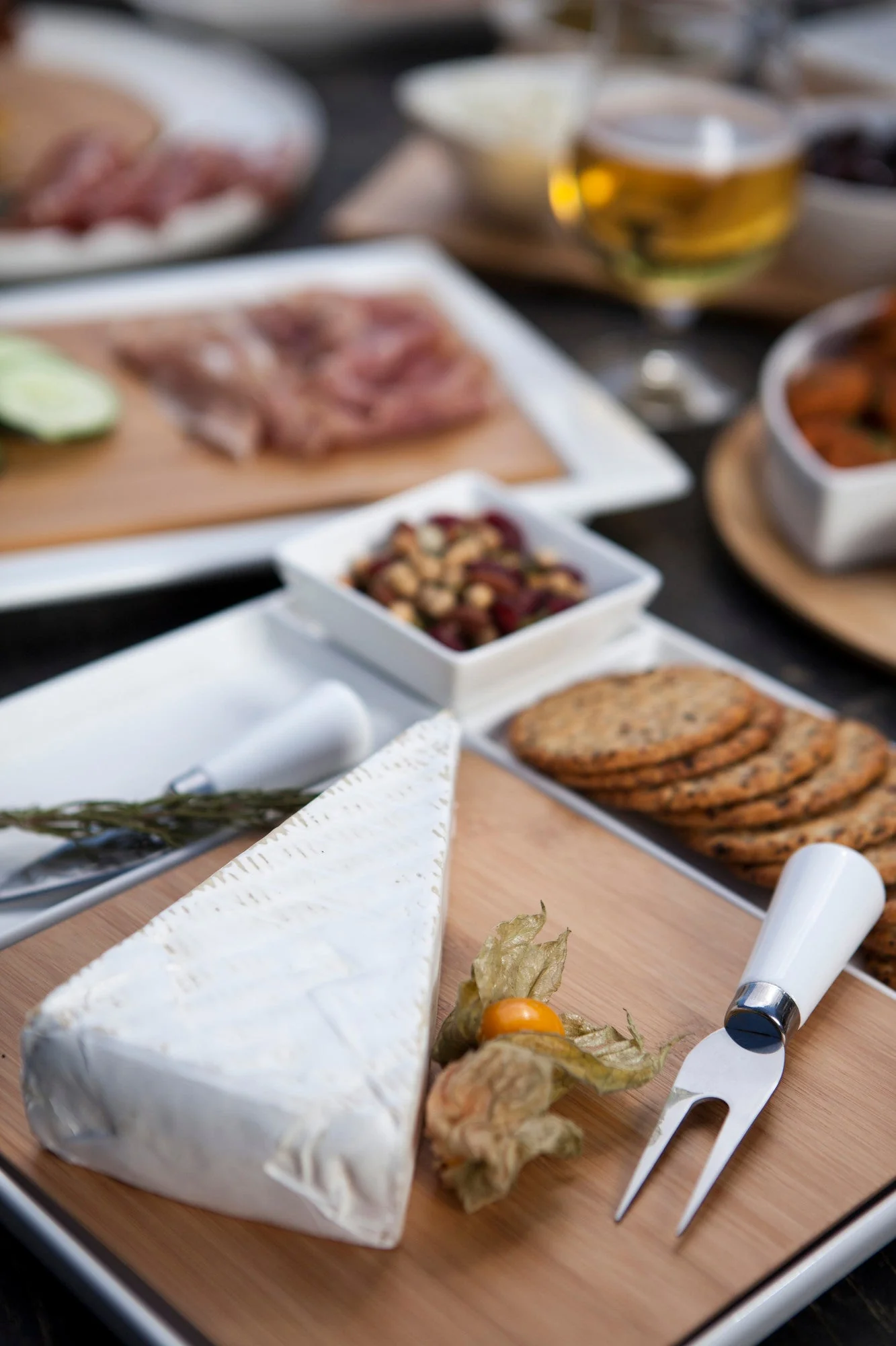 Peninsula Cutting Board & Serving Tray - Image 4
