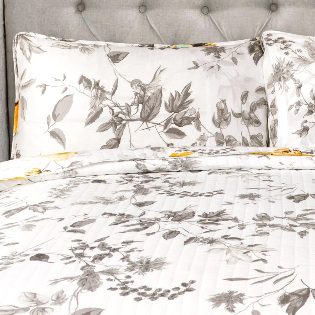 Penrose Floral 3 Piece Quilt Set - Image 6