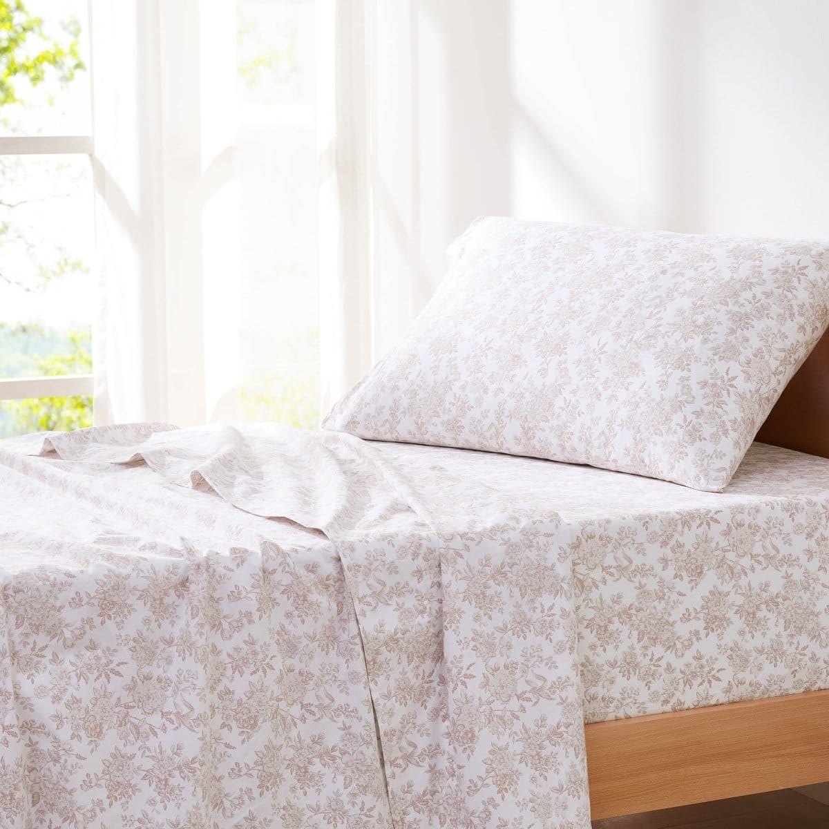 Peony Toile Cotton Sheet Set - Image 4