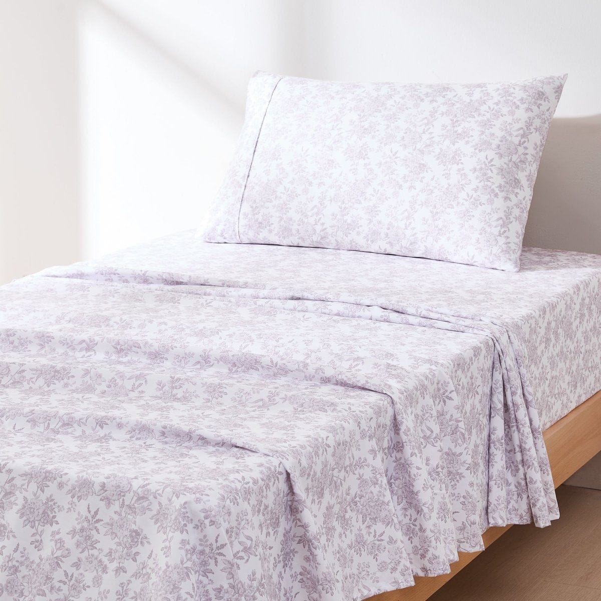 Peony Toile Sheet Set - Image 3