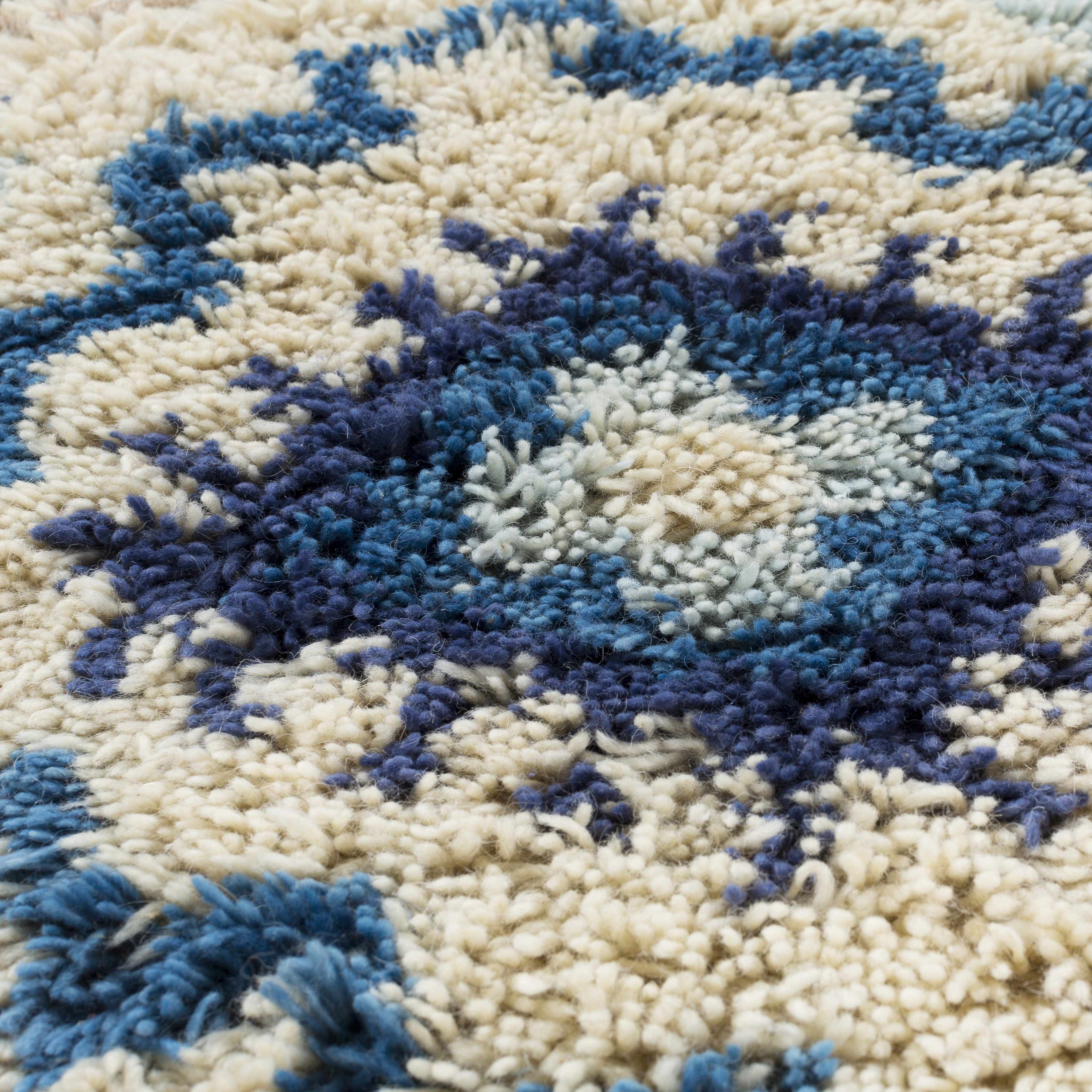 Philomont Ivory and Blue Geometric Wall Hanging - Image 4
