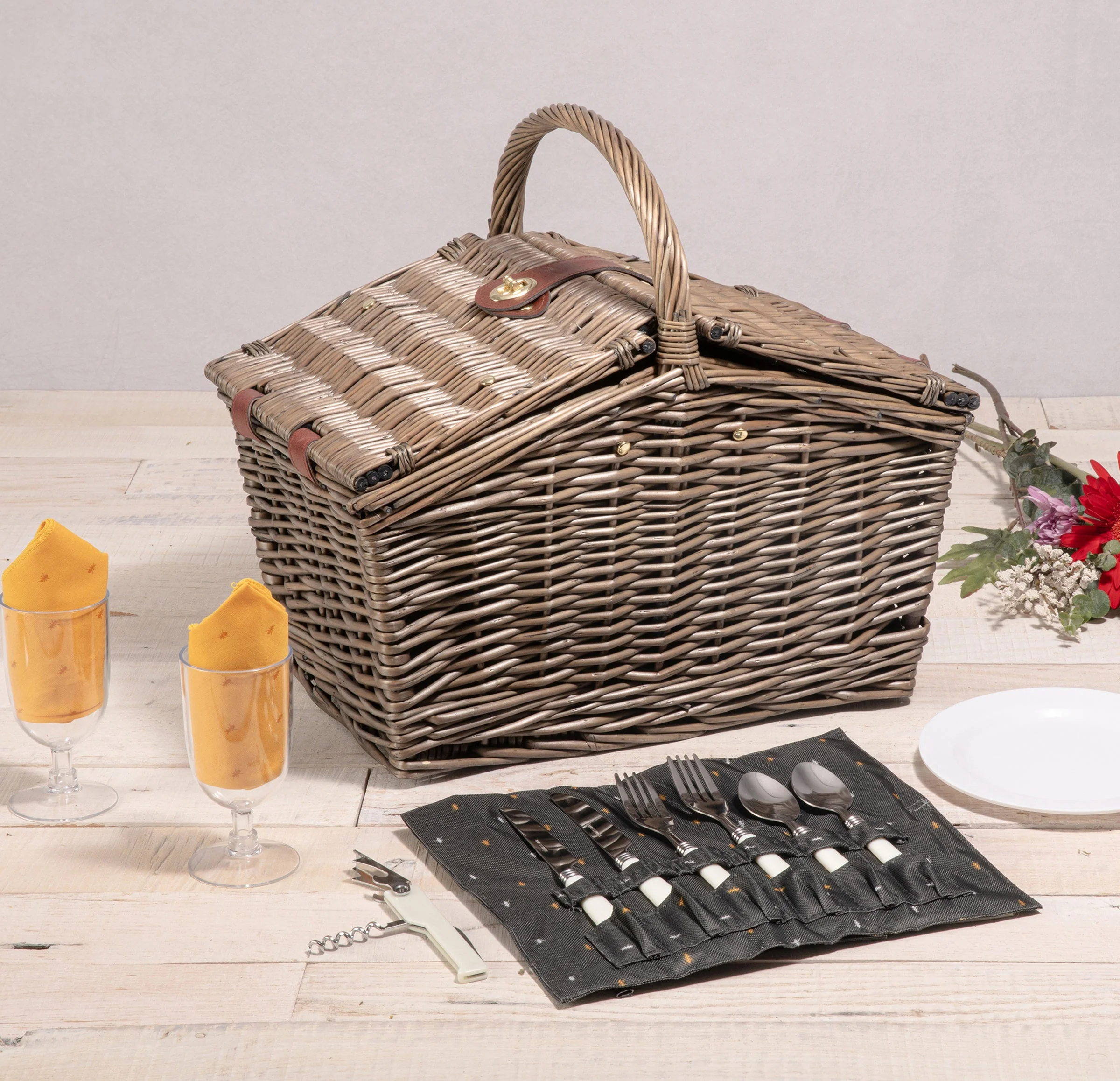 Piccadilly Picnic Basket - Image 2