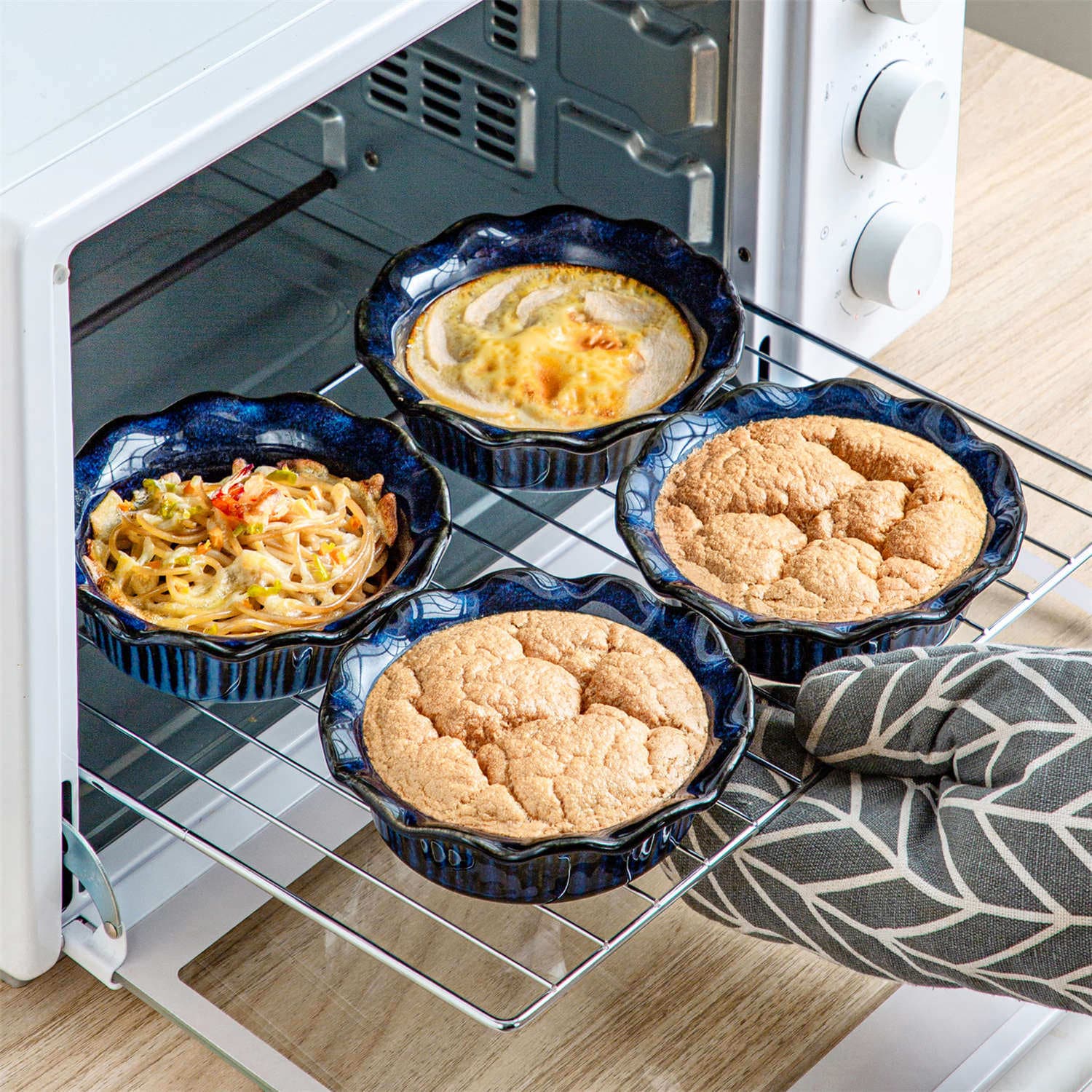 Pie Pan Set of 6 - Image 3