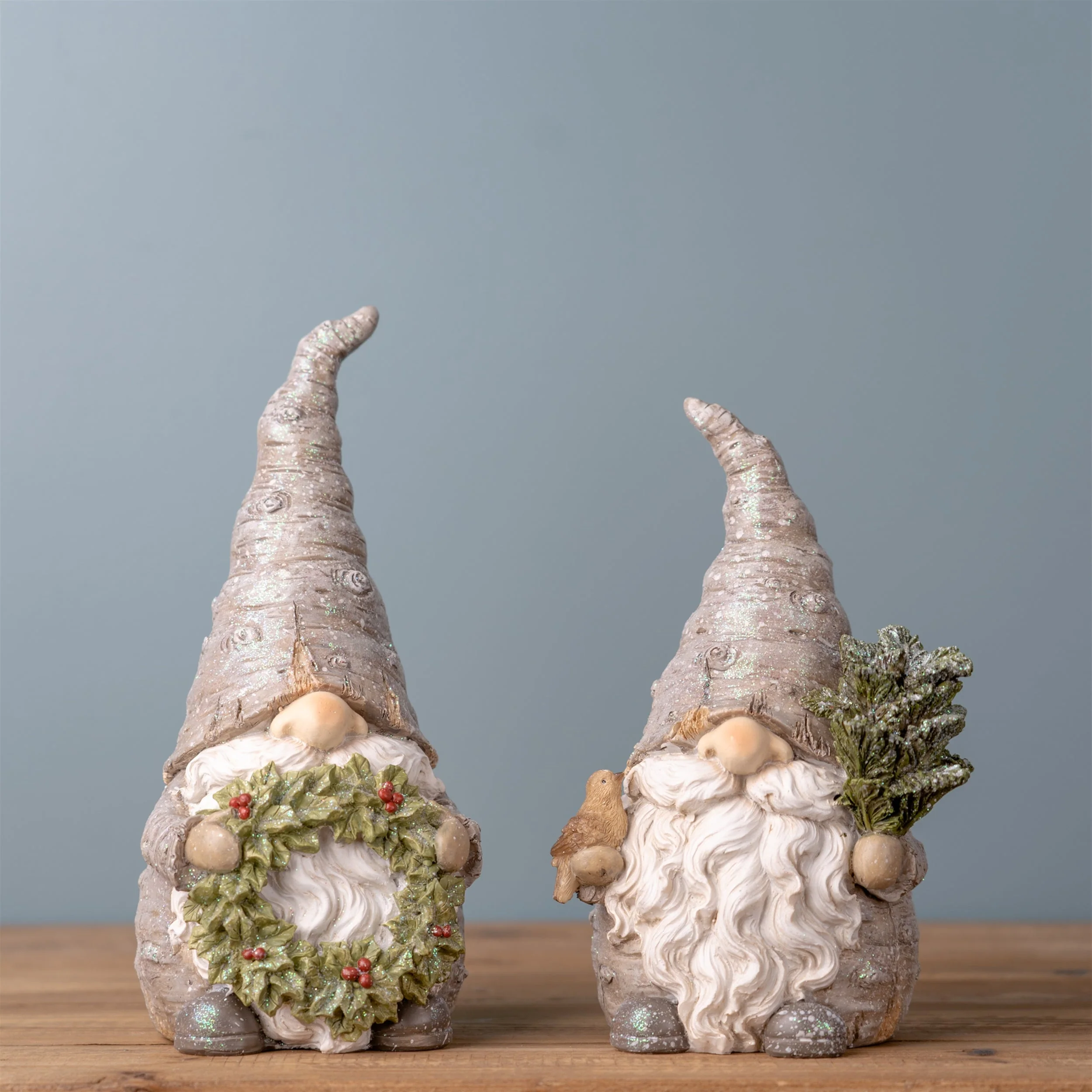 Pine Tree Trunk Gnome with Wreath Accent (Set of 2) - Image 4