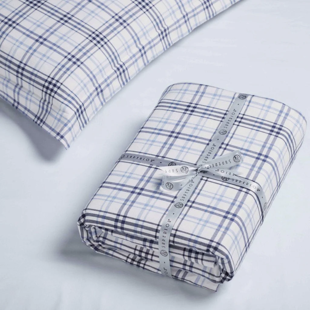 Plaid Flannel Cotton Duvet Cover Set with Pillow Shams - Image 10