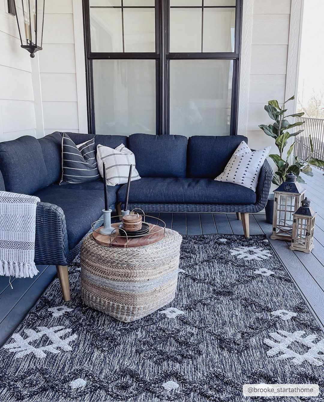 Plainland Outdoor Rug - Clearance - Image 2