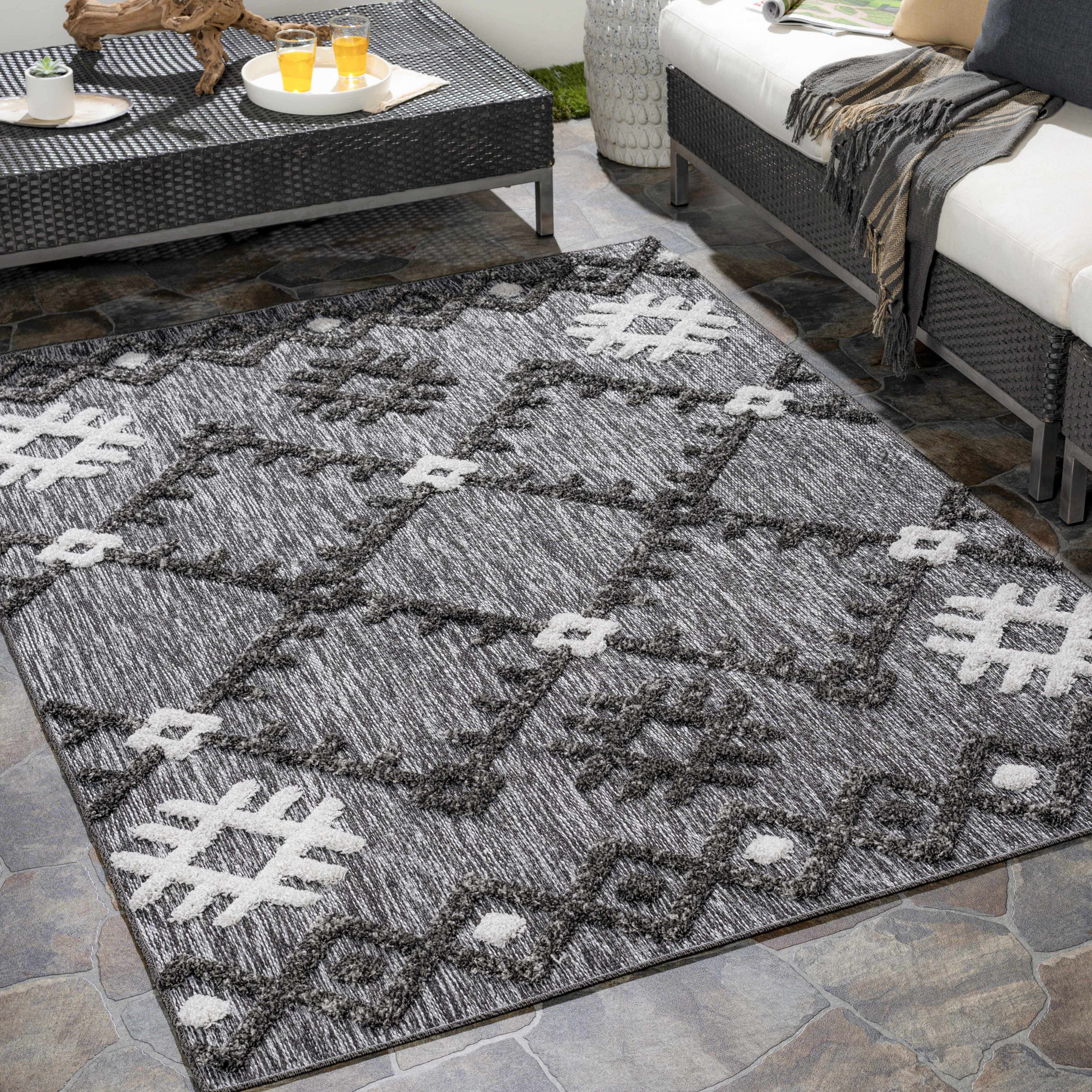 Plainland Outdoor Rug - Clearance - Image 3