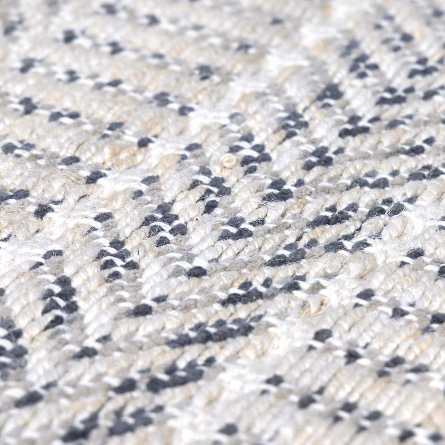Pleak Handmade Jute Area Rug - Clearance - Image 10