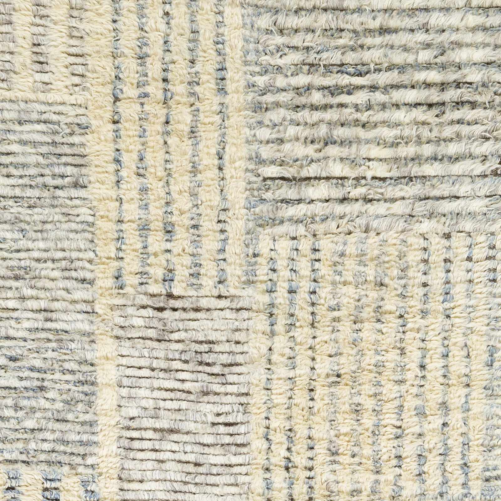 Plean Premium Rug - Clearance - Image 7