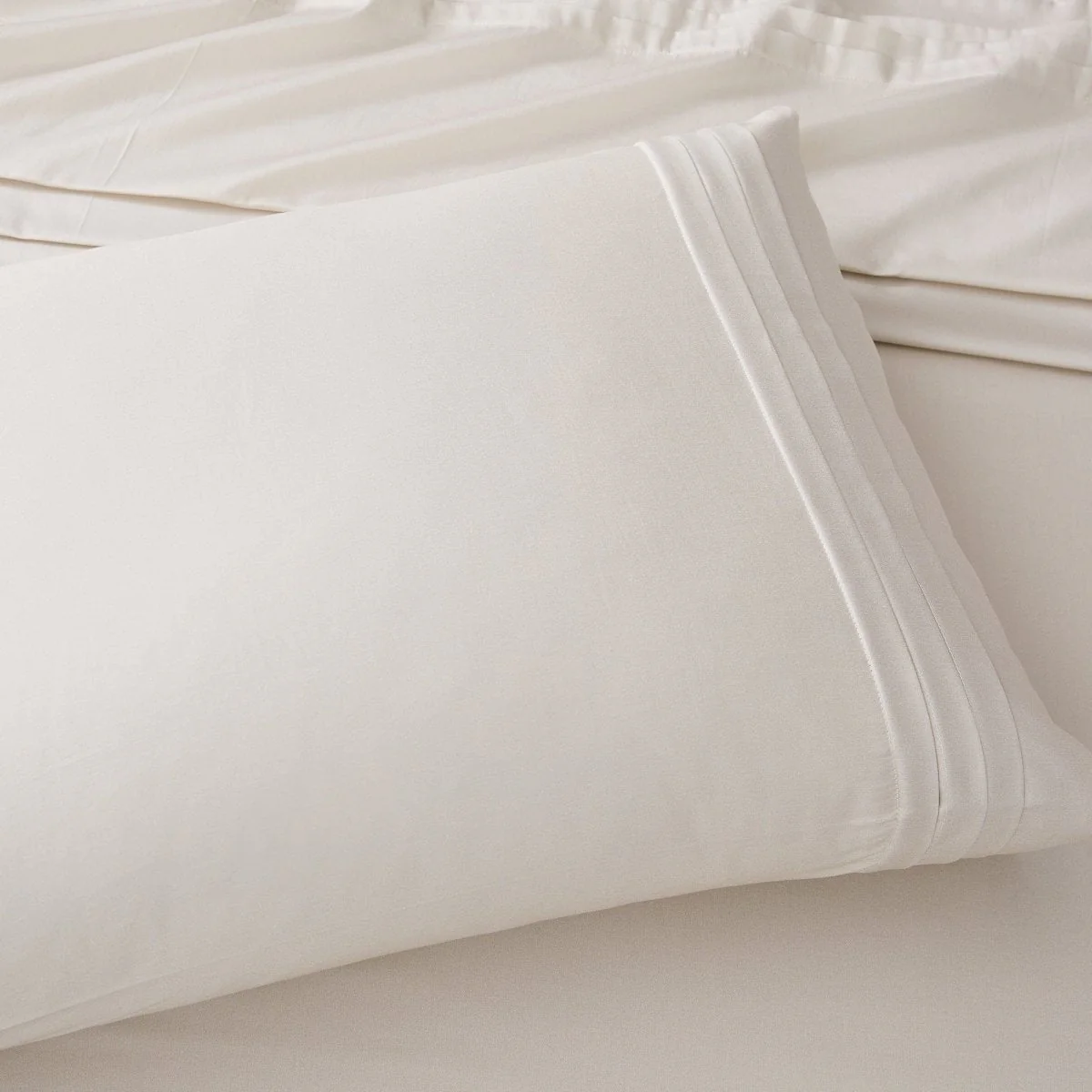 Pleat Cotton Sheet Set - Image 23