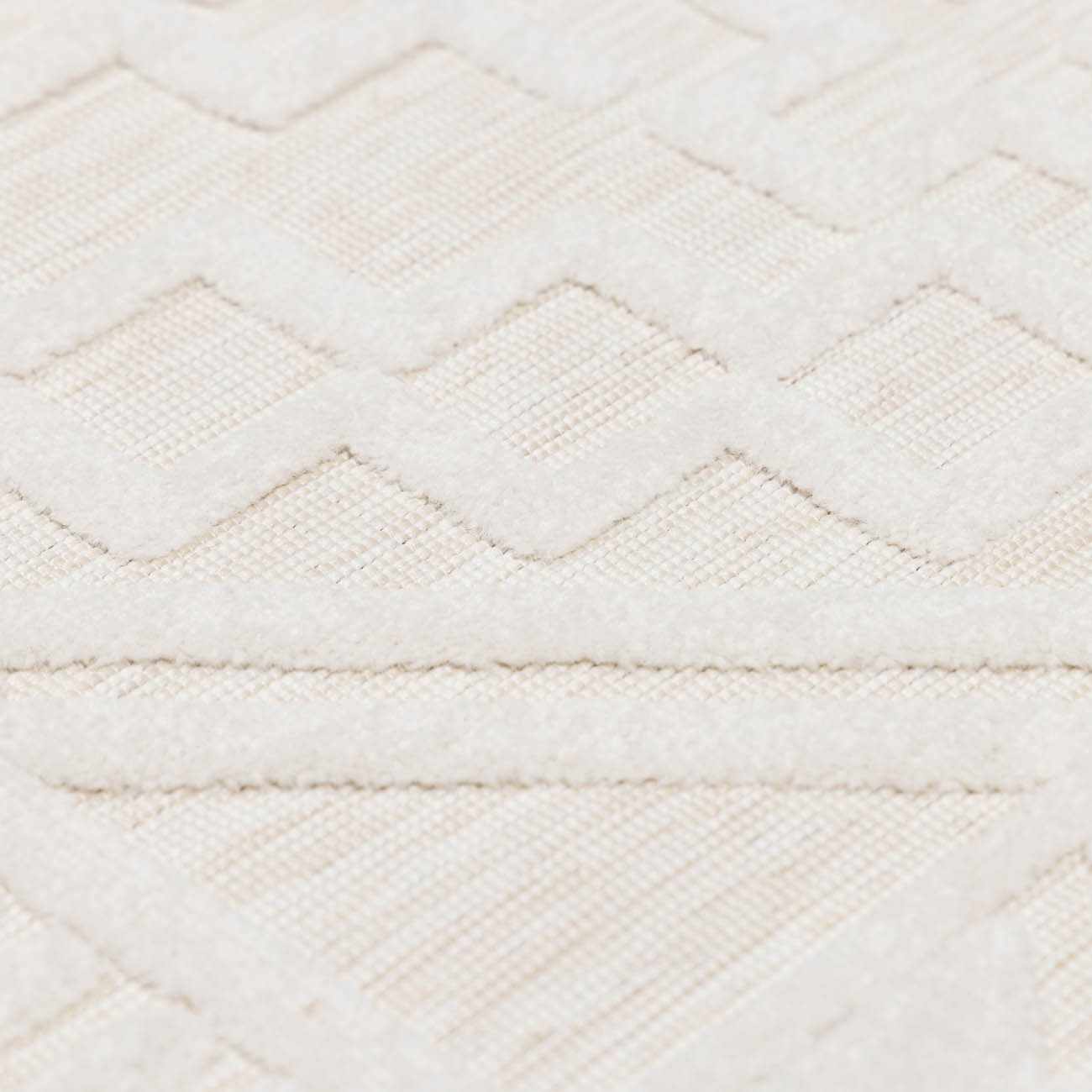 Plumtree 3D White Outdoor Rug - Image 14
