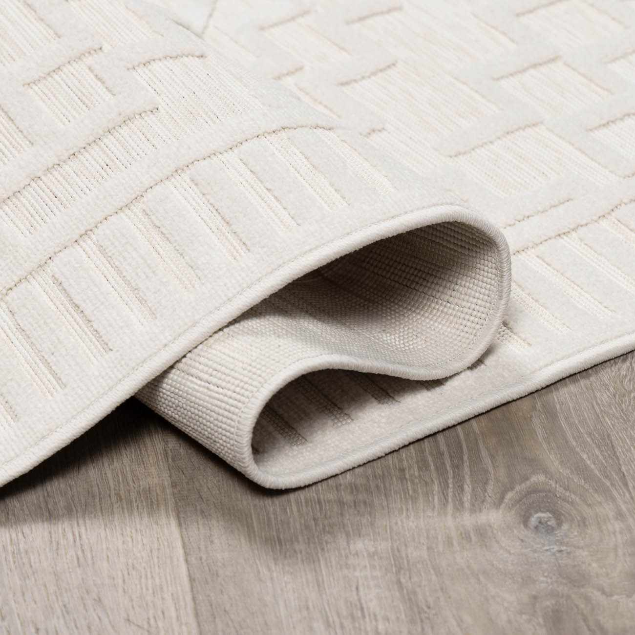 Plumtree 3D White Outdoor Rug - Image 7