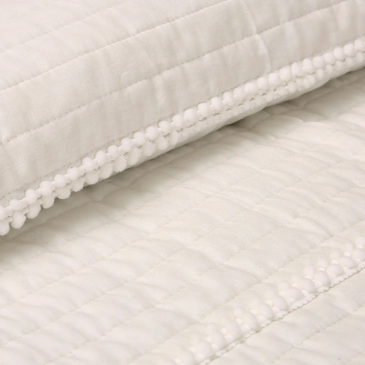 Pom Pom Stripe Quilt 3 Piece Set - Image 4