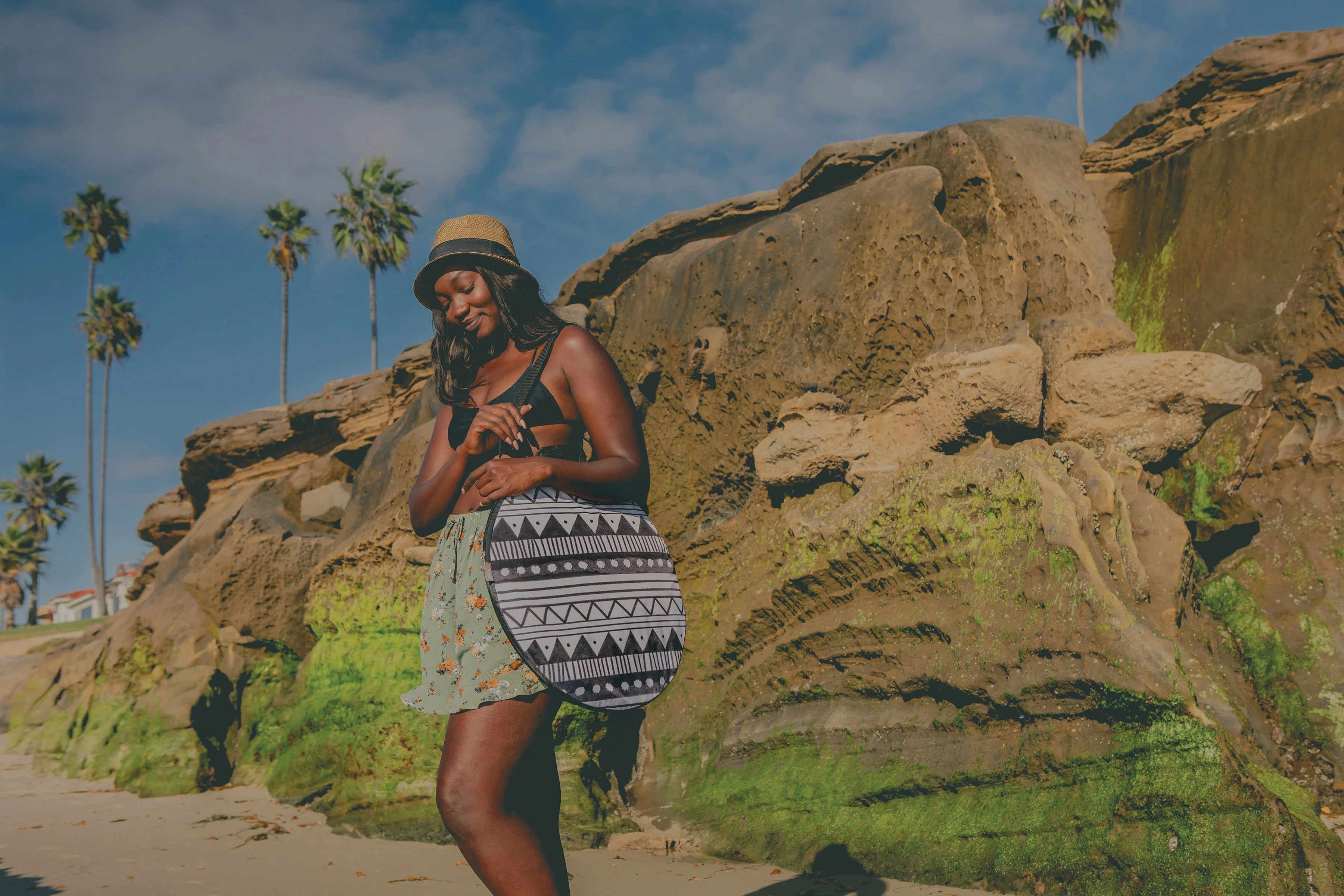 Pop-Up Picnic & Beach Blanket - Image 17