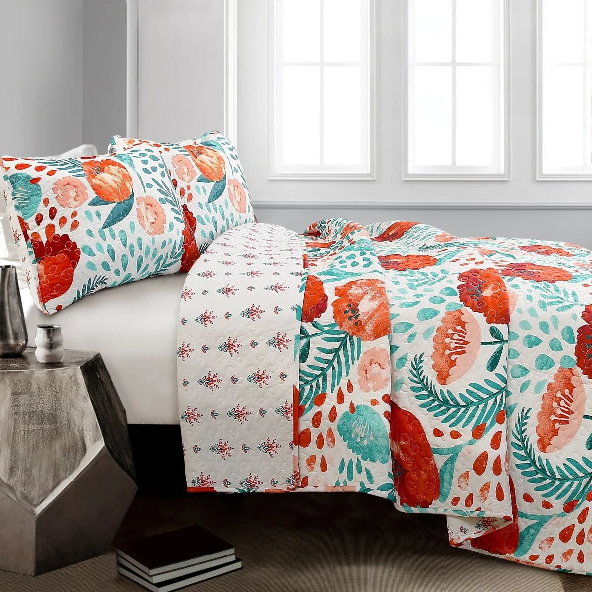 Poppy Garden Quilt 3 Piece Set - Image 3