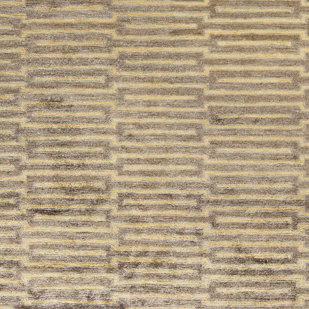Porthma Premium Viscose Area Carpet - Clearance - Image 3