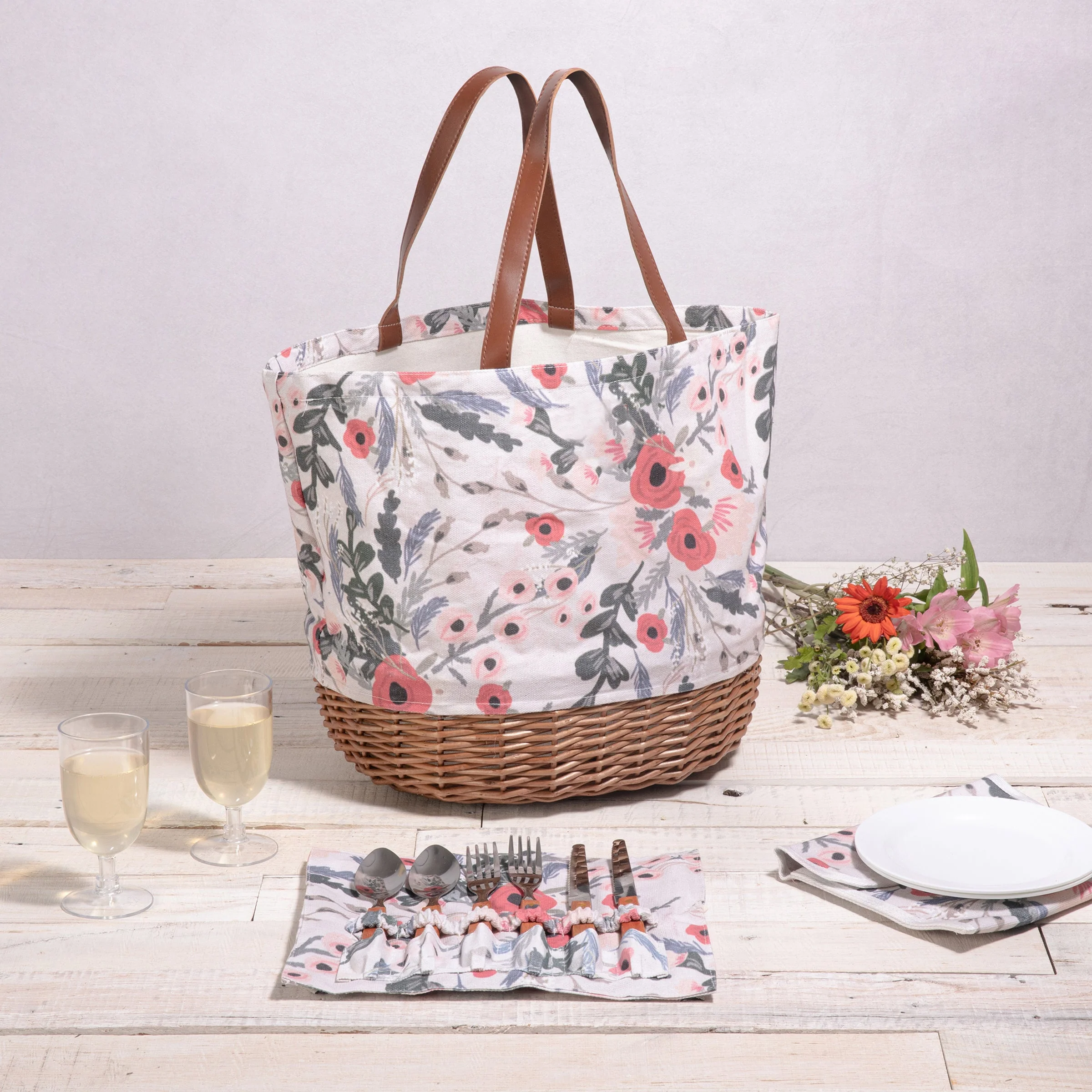Promenade Picnic Basket - Image 21