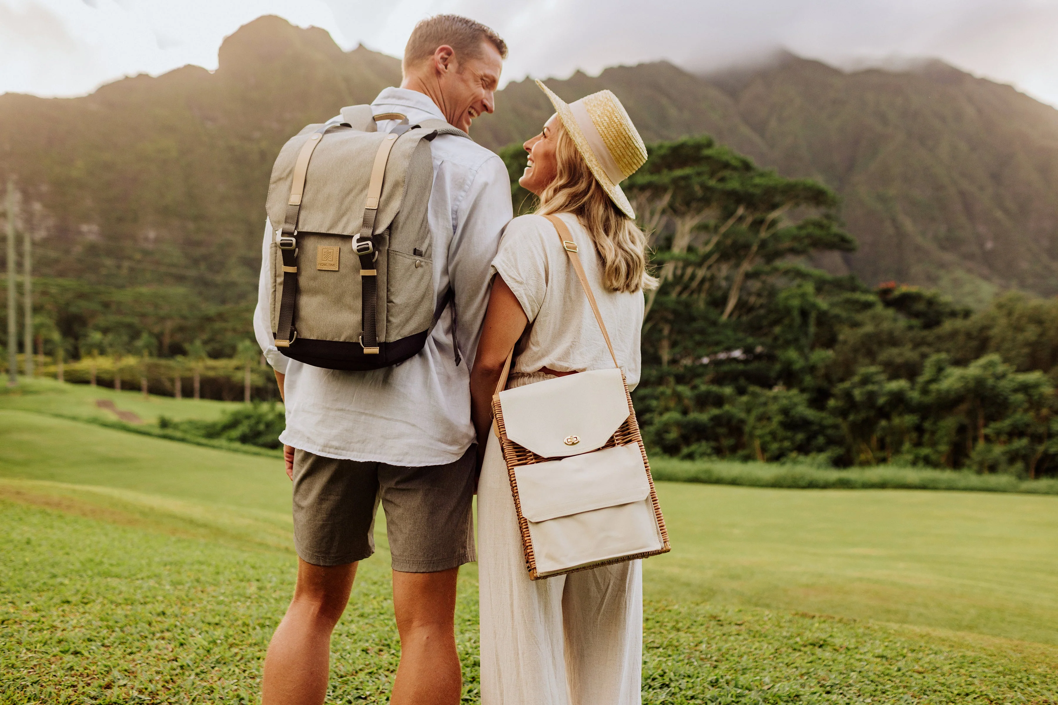 PT-Frontier Picnic Backpack - Image 11