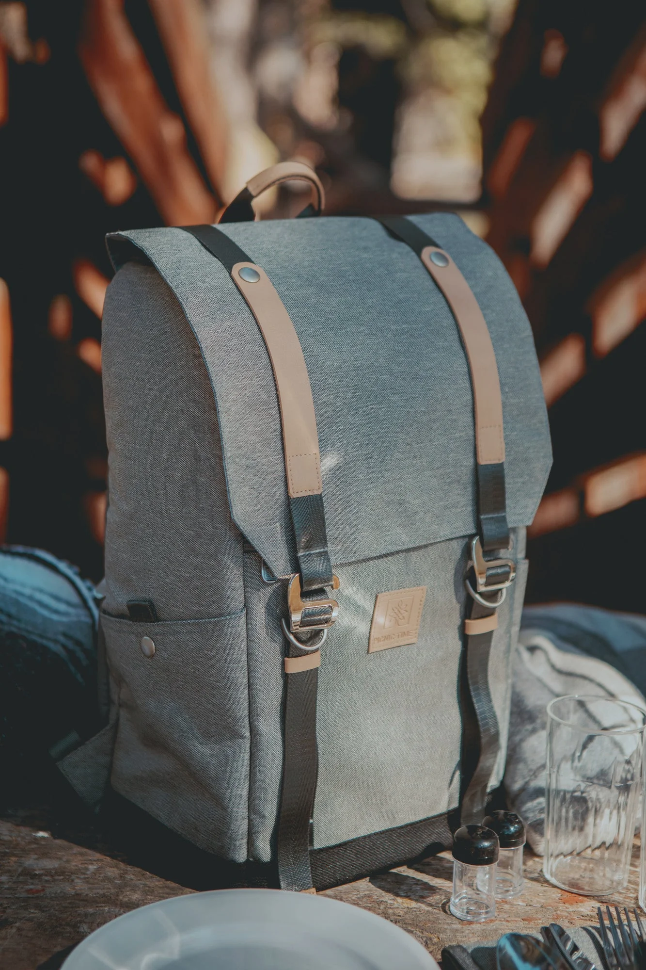 PT-Frontier Picnic Backpack - Image 5